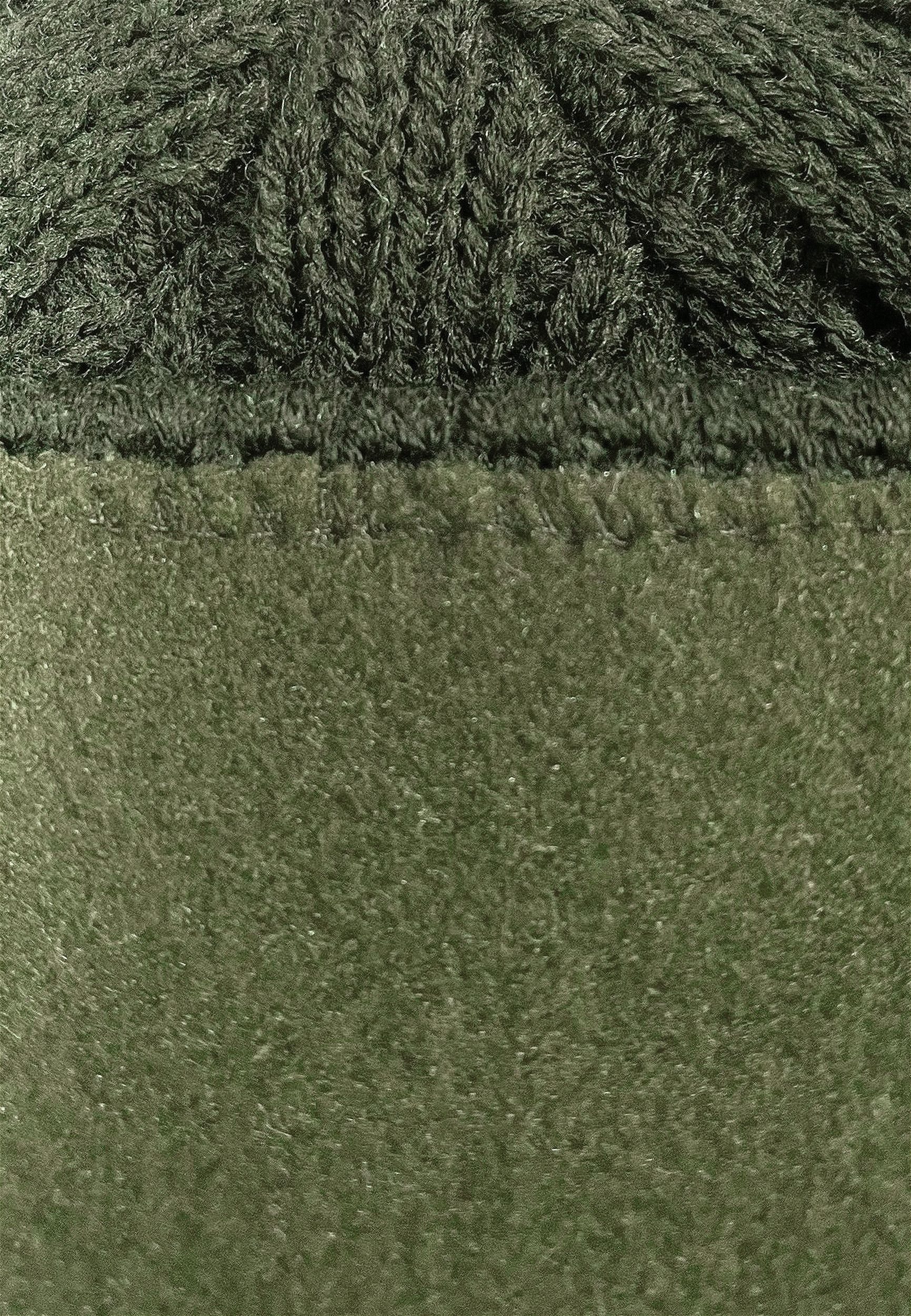 Strick Beanie mit Fleece-Innenfutter und glatter Oberfläche Strick Beanie mit Fleece-Innenfutter und glatter Oberfläche