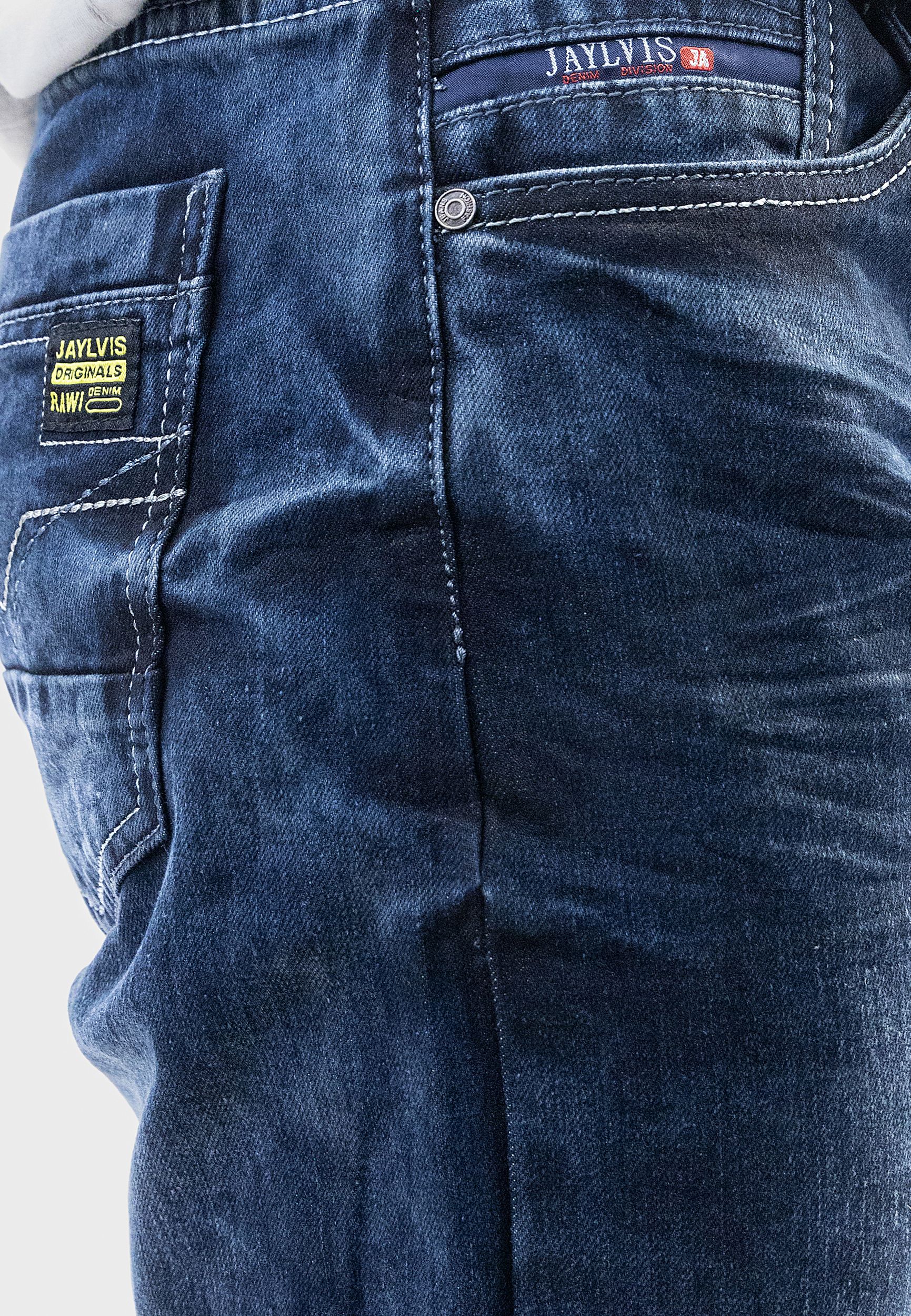 Denim Jeans mit Kontrastnähten und Asid Waschung Denim Jeans mit Kontrastnähten und Asid Waschung