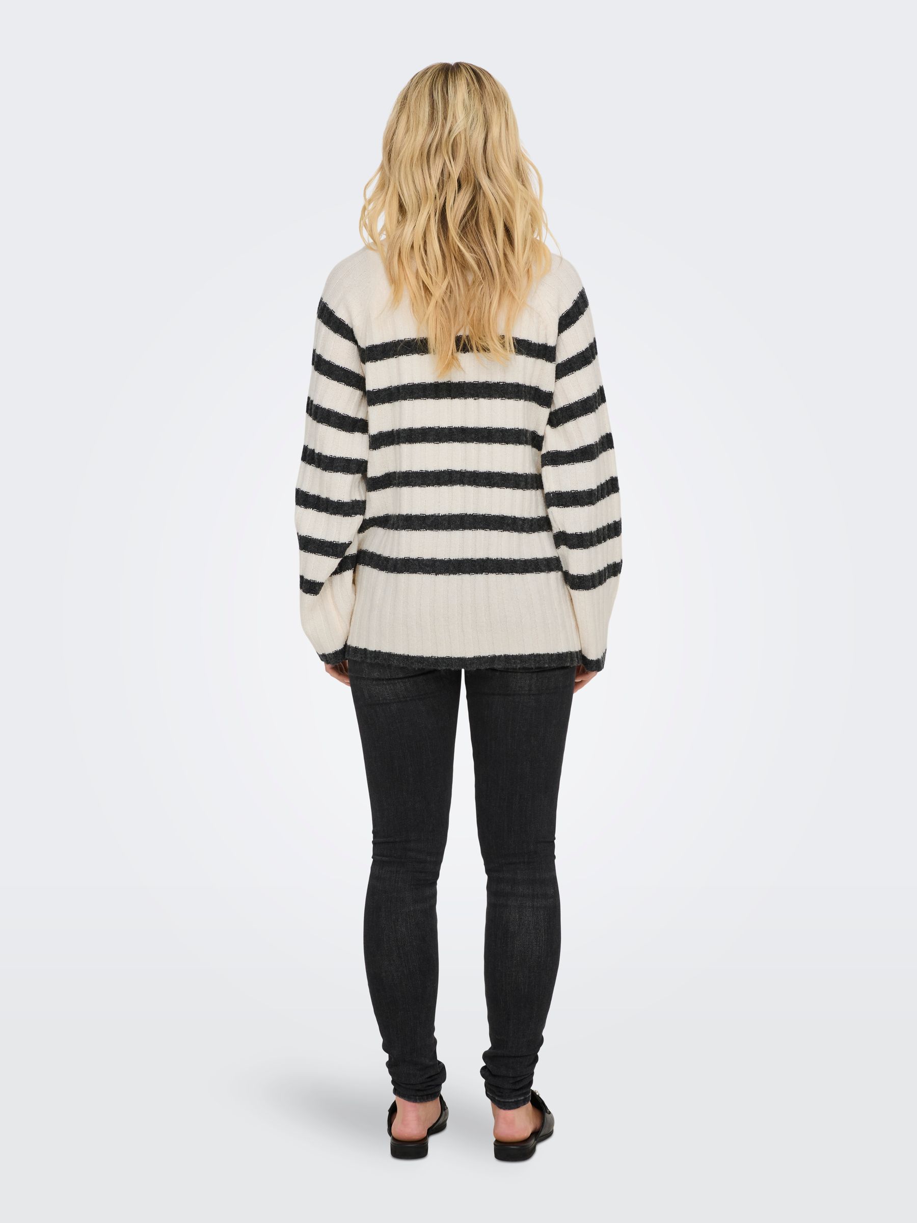 JDY_Autumnwinter_4475830_15321001_3.jpg Pullover Knit it Rollkragen Langarm Lang
