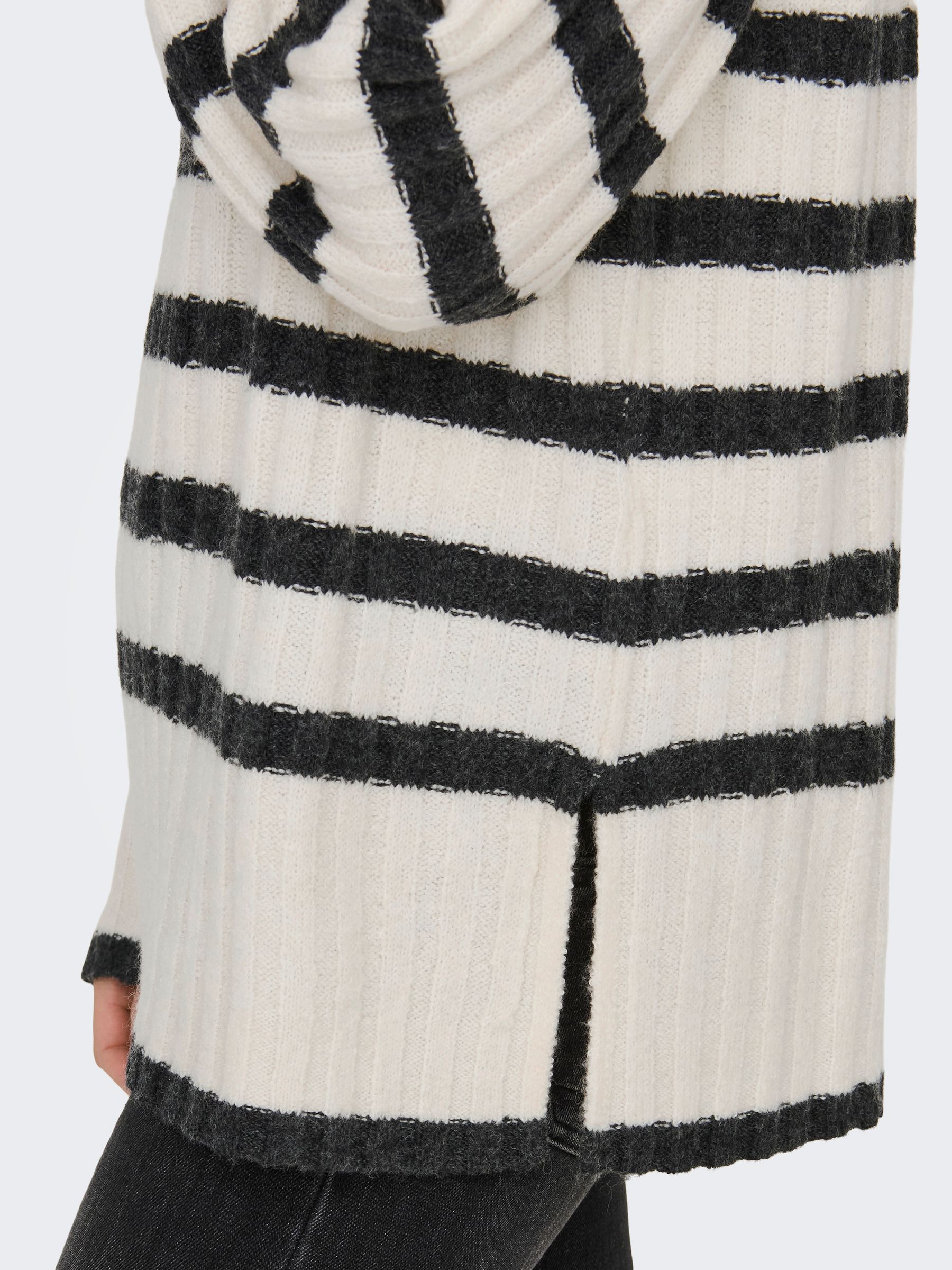 JDY_Autumnwinter_4475830_15321001_5.jpg Pullover Knit it Rollkragen Langarm Lang