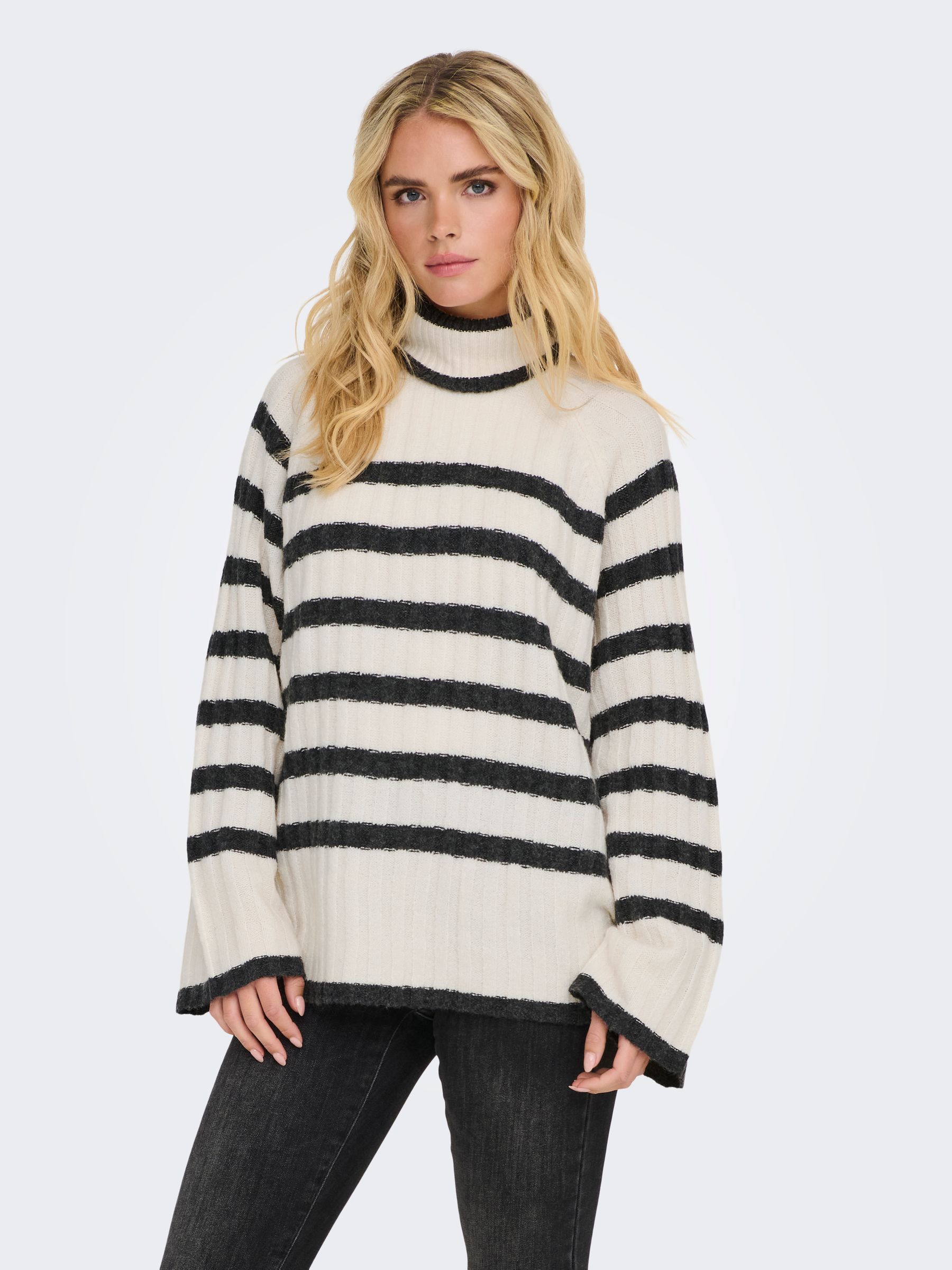 JDY_Autumnwinter_4475830_15321001_6.jpg Pullover Knit it Rollkragen Langarm Lang