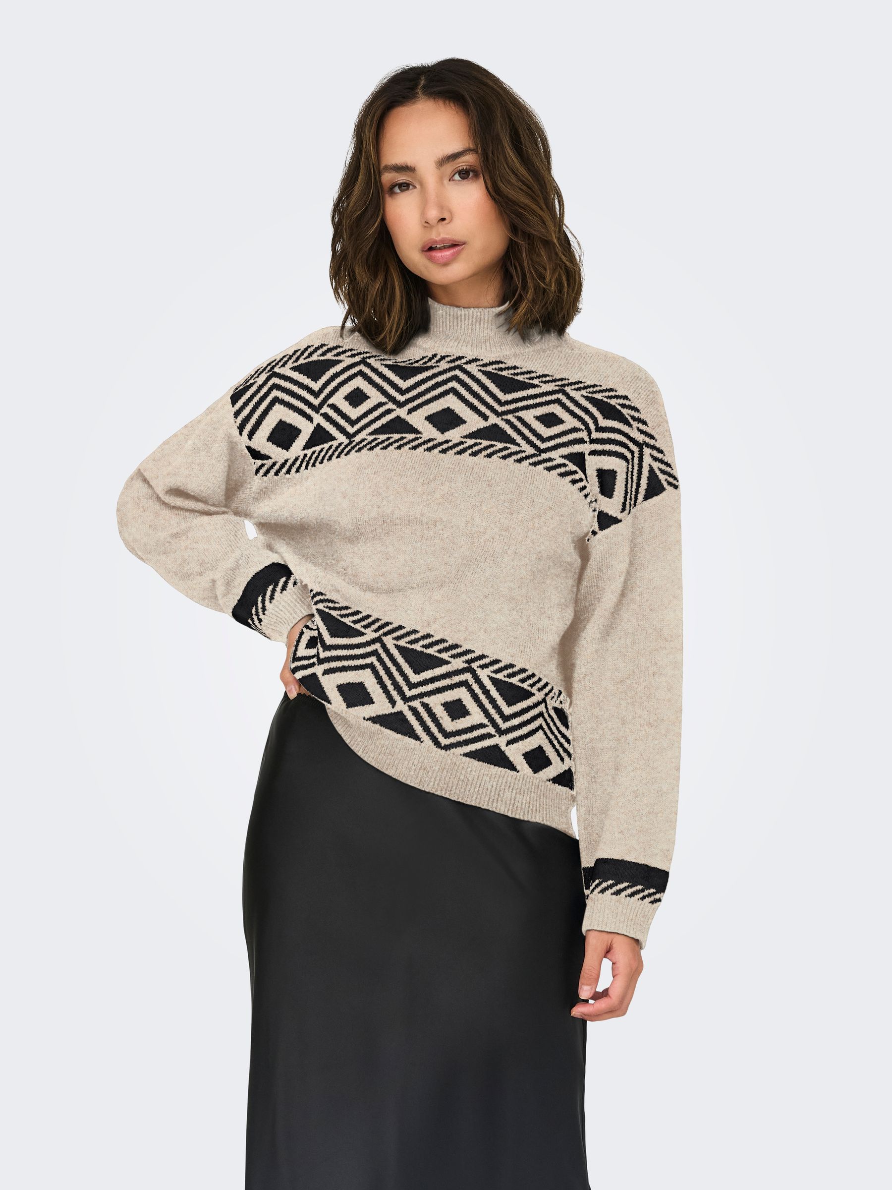 Only ONLY Strickpullover Rundhals langarm tiefe Schultern – Hellbraun, Bild 2