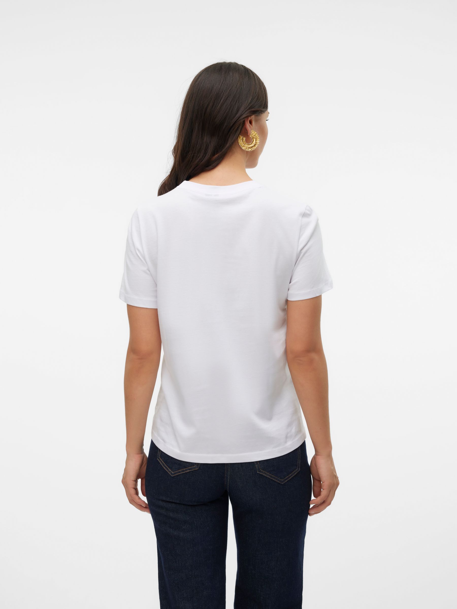 VERO-MODA_FallWinter2024_4667997_10316991_2.jpg Klassisches T-Shirt mit Rundhalsausschnitt
