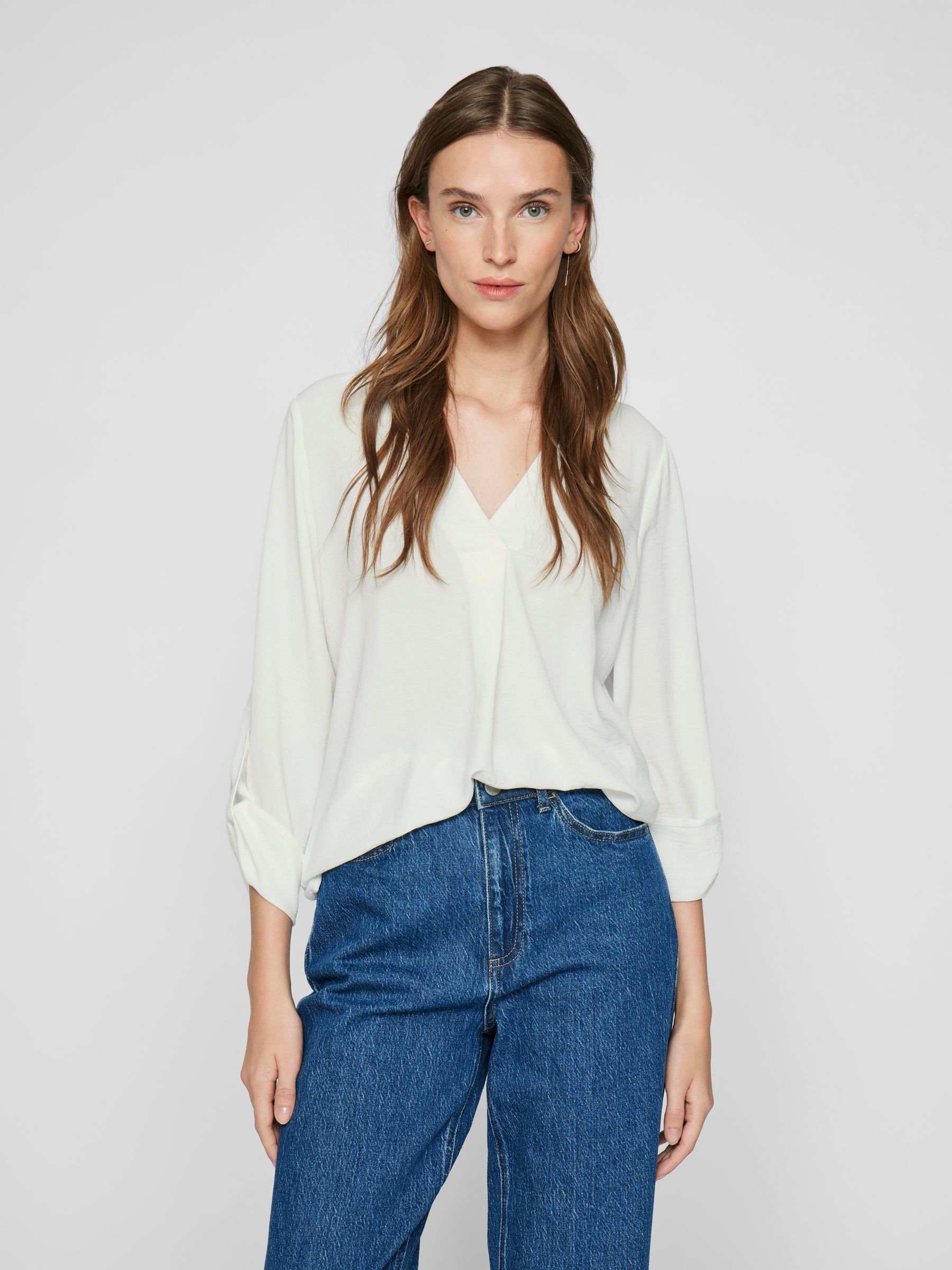 VILA_Springsummer_4641934_14102906_3.jpg Struktur Design Top mit V-Ausschnitt Crepe Bluse mit 3/4 Arm