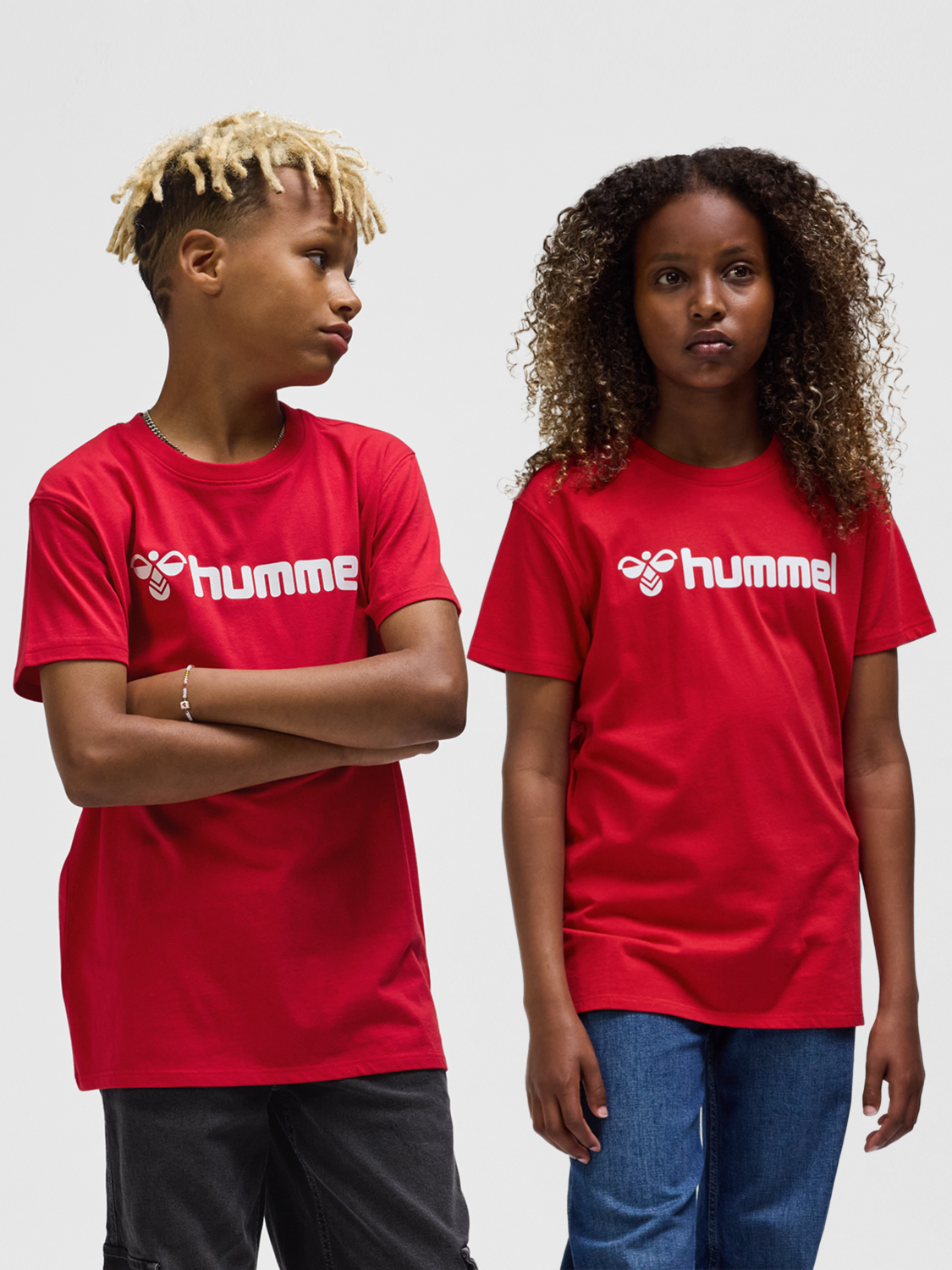 T-Shirt mit Logo aus Bio-Baumwolle T-Shirt mit Logo aus Bio-Baumwolle