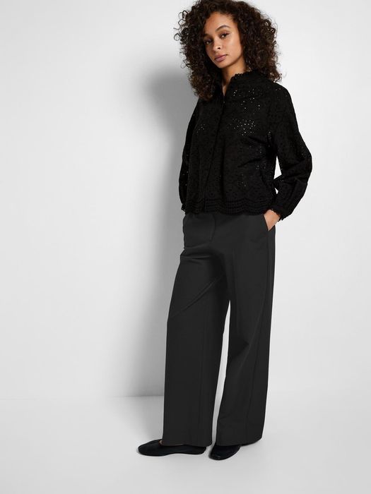 Selected Femme SELECTED FEMME Bluse mit Lochstickerei Design Feines Muschelsaum – Schwarz, Bild 5
