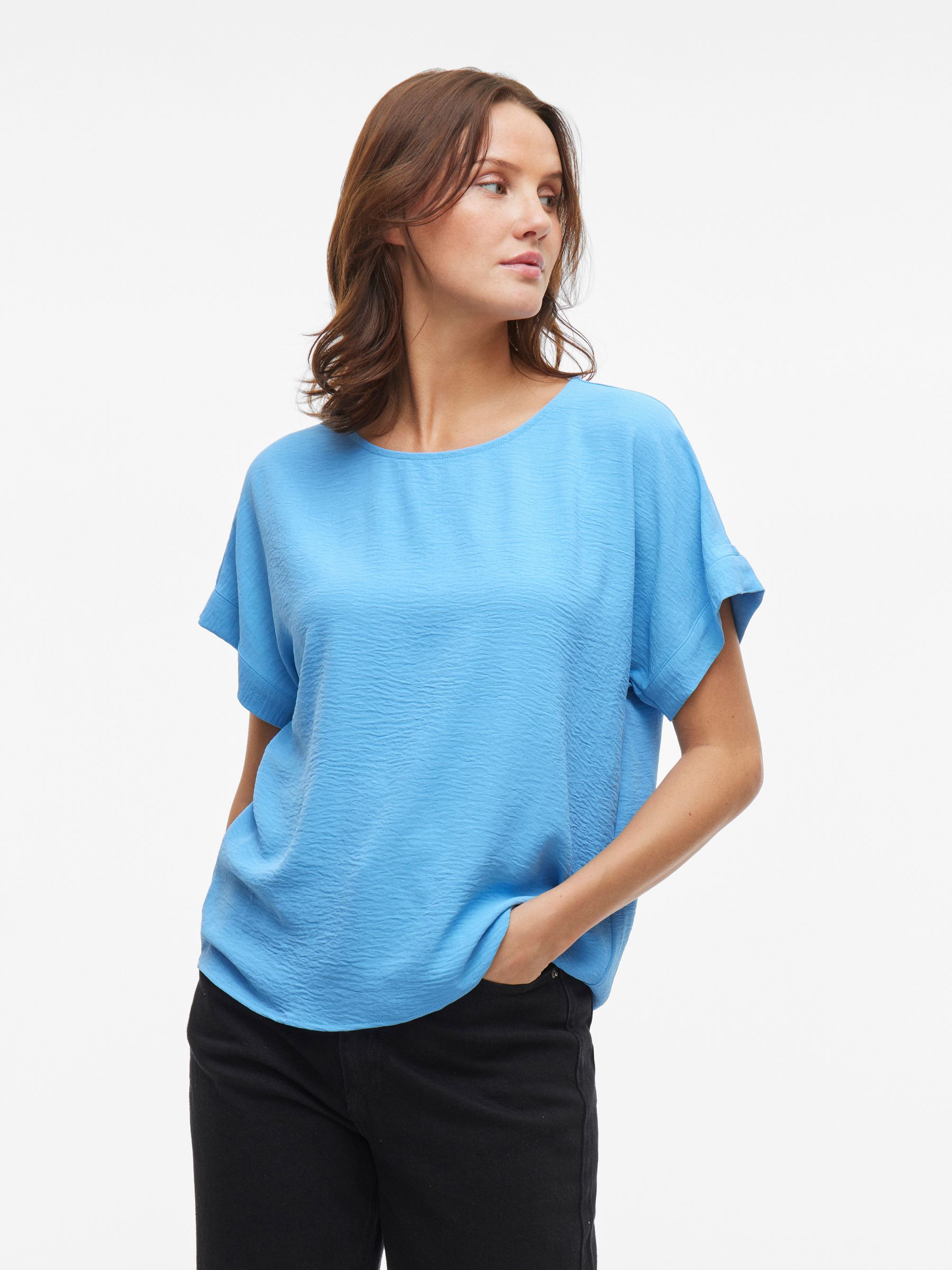 VILA_NOOS2025_4634823_14101663_3.jpg Modisches T-Shirt mit Crepe Design und Rundhalsausschnitt