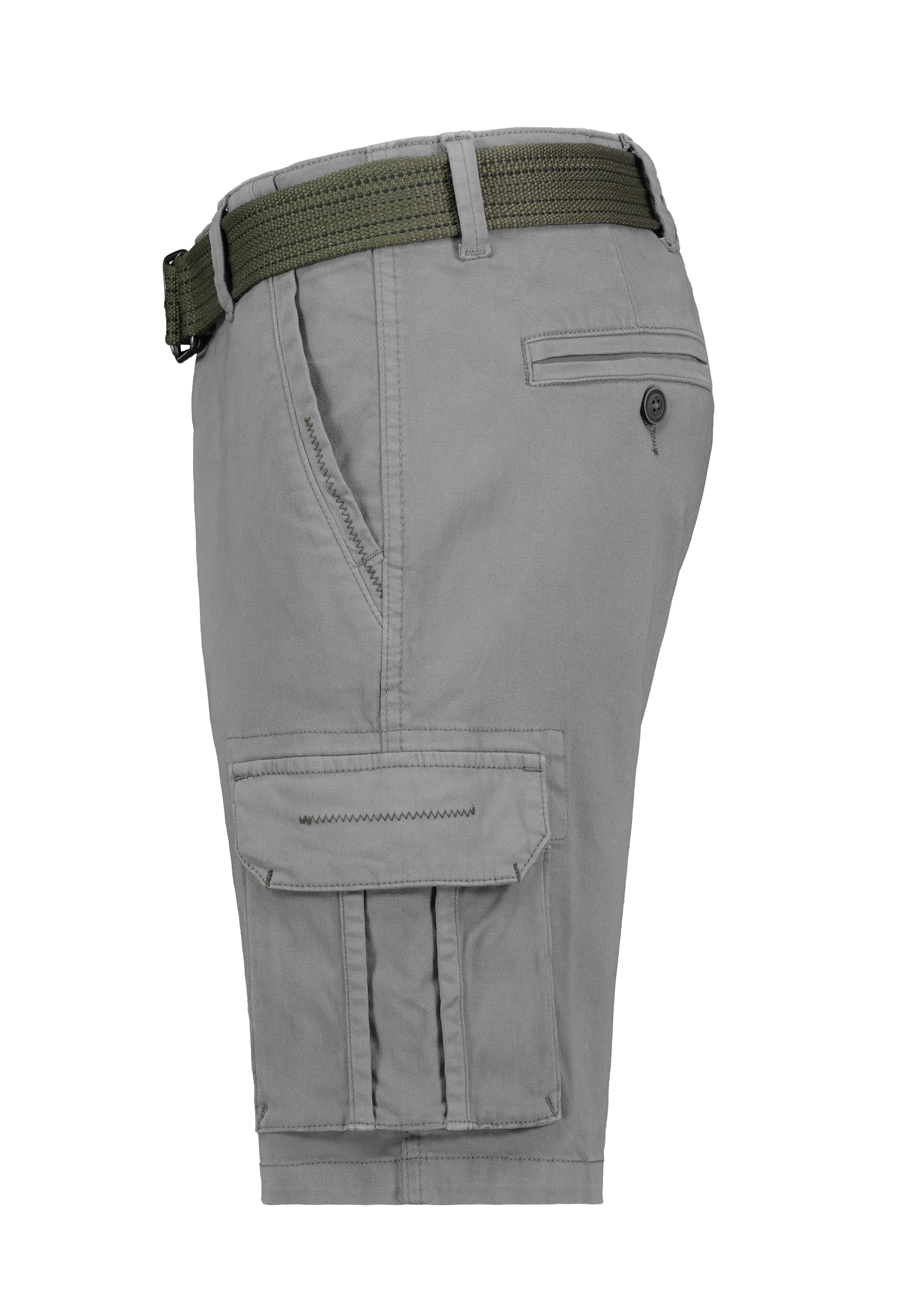 H64062BB62370KA1EN_23300_S2.jpg Kurze Cargo Shorts mit Gürtel und Chino Style
