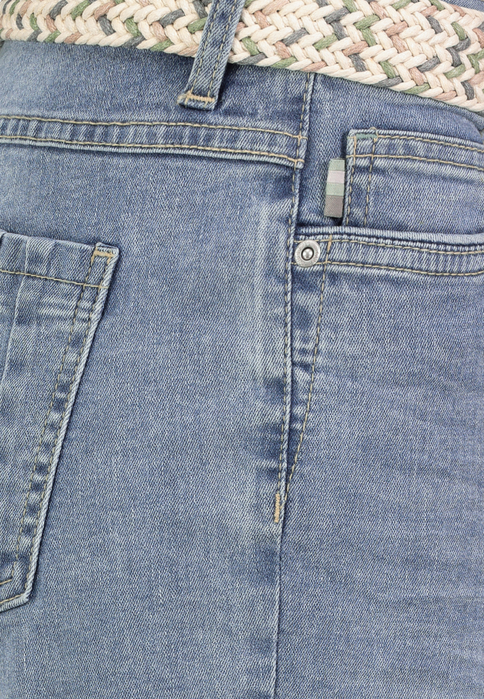 D85080BE62508ZL199_19200_D2.jpg Denim Bermuda Jeans Shorts mit Flechtgürtel und Umschlag