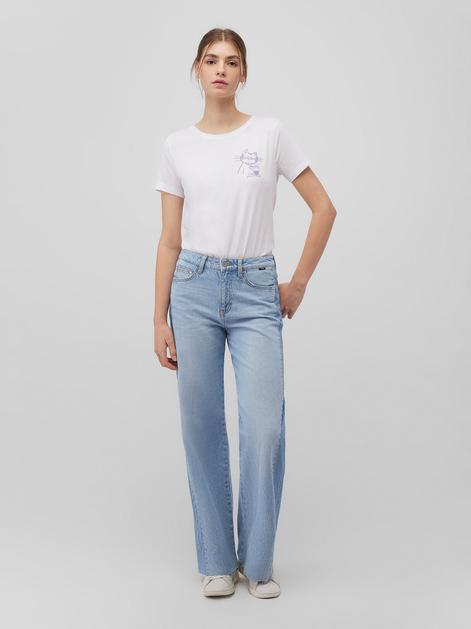 Mavi_25Spring1_white_1612958-620.jpg Kurzarm T-Shirt mit Motiv Print und Rundhalsausschnitt