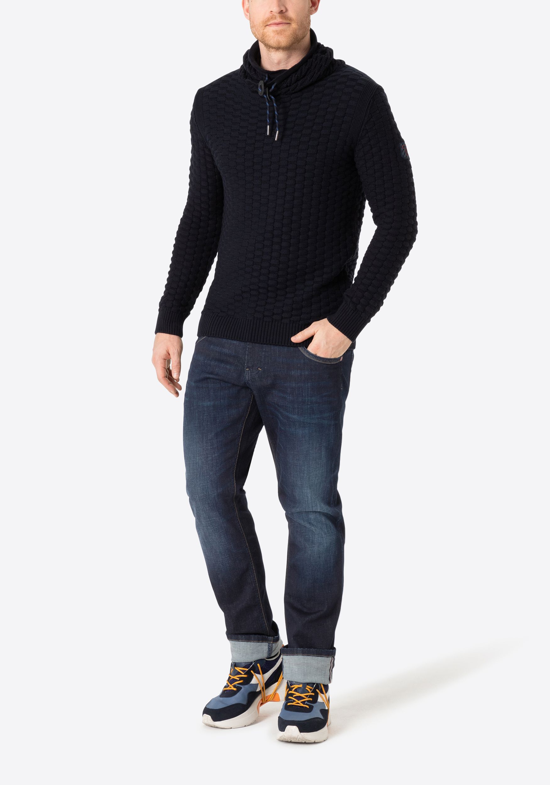 TIMEZONE-Gmb_FW24_3826_27-10081-00-3230_6.jpg Herrenjeans mit geradem Schnitt und Taschen