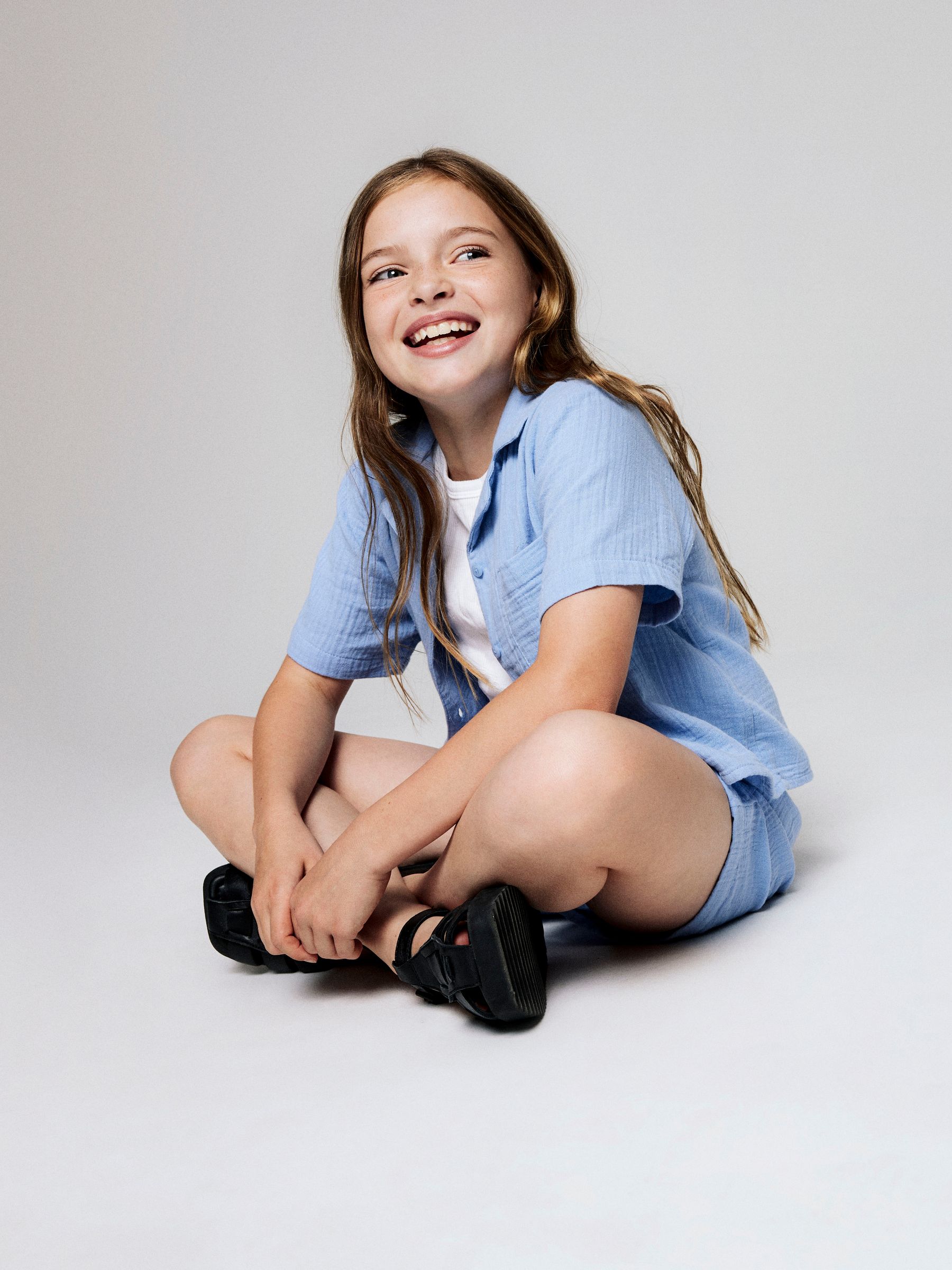 NAME-IT_Springsummer_4746774_13240427_2.jpg Kurzärmeliges Kinder-Hemd mit Brusttasche und Kragen