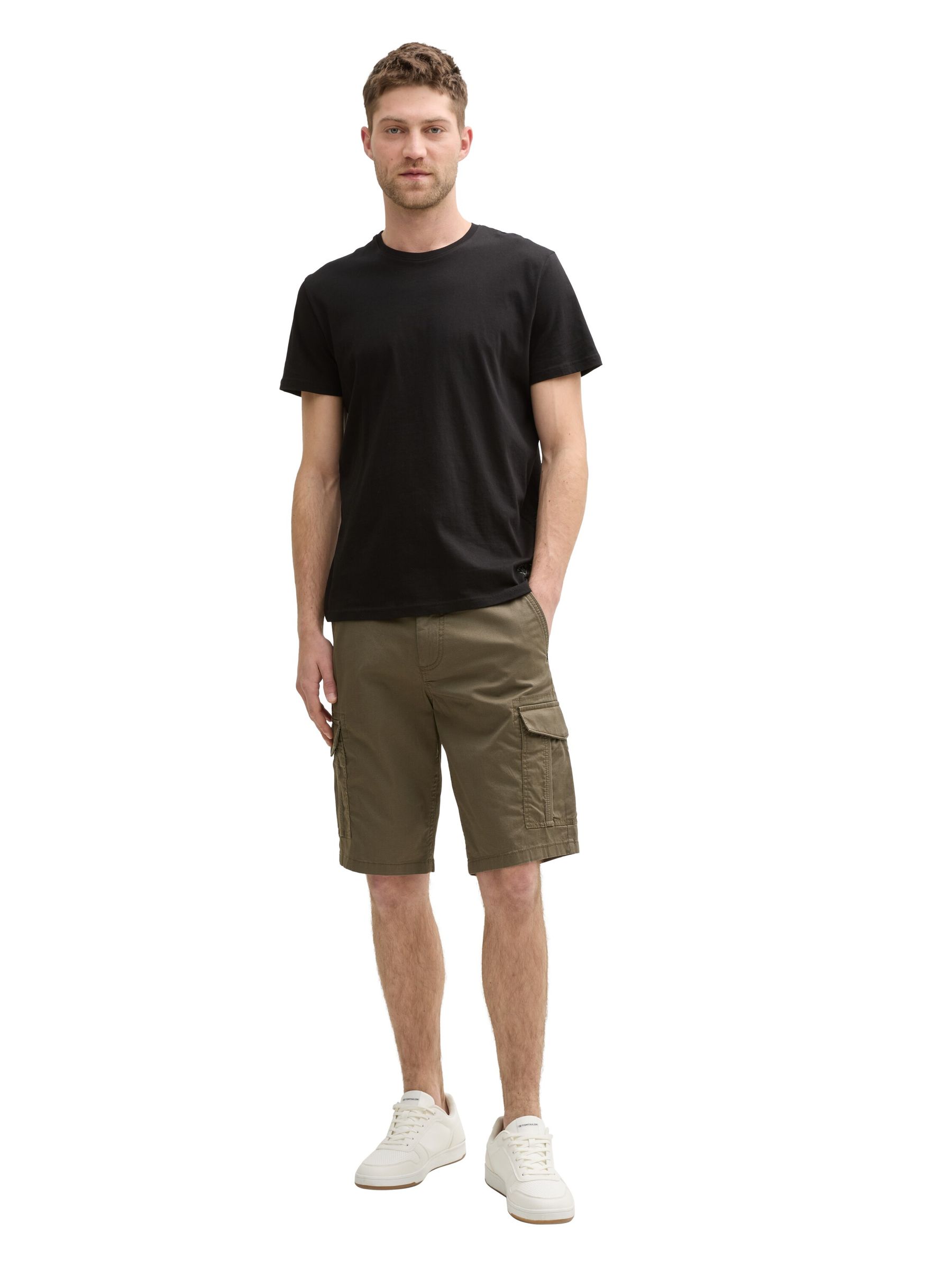 Tom-Tailor_202506_37215_1044709_5.jpg Cargo-Bermudashorts mit Taschen Chino Shorts