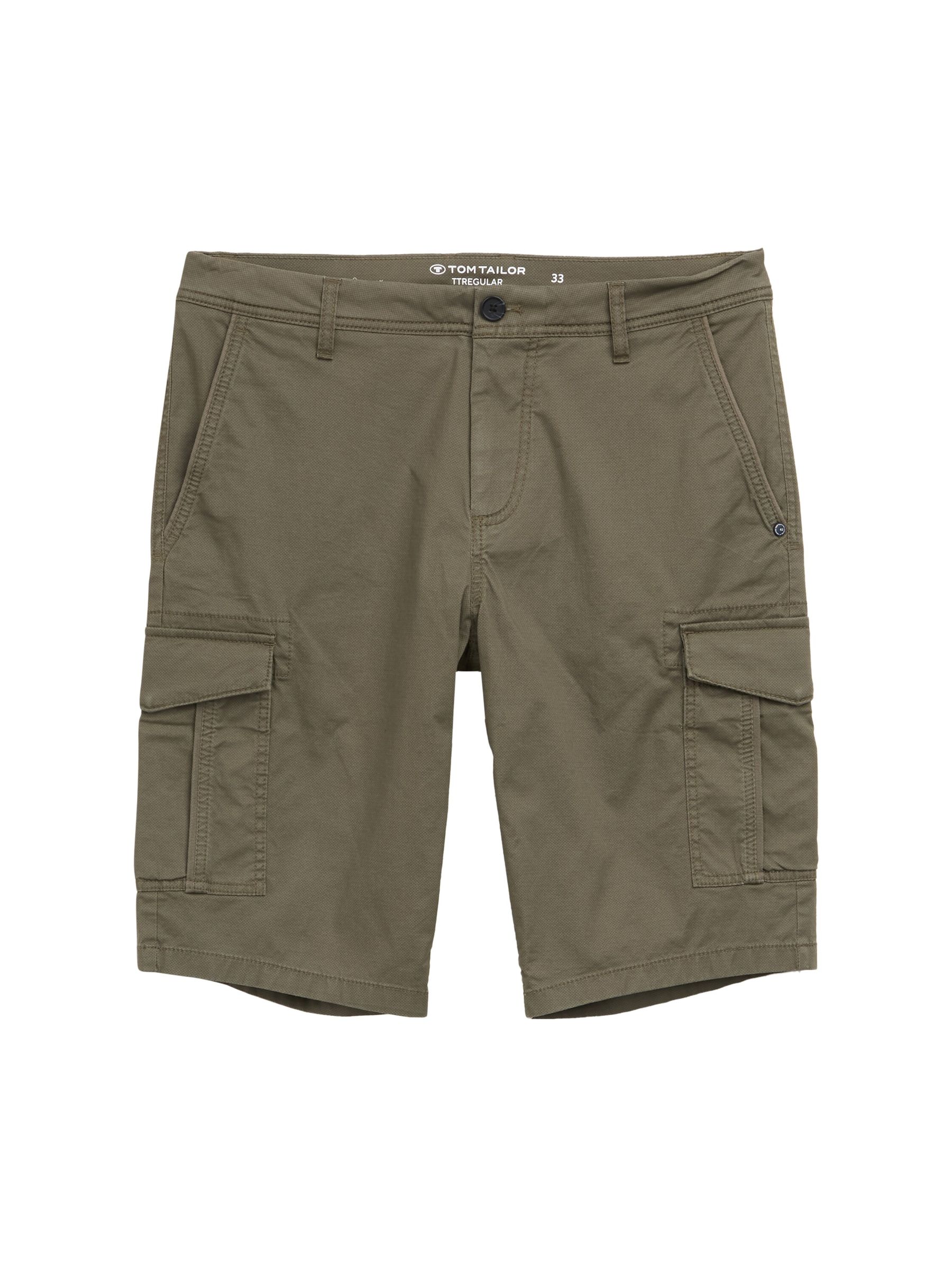 Tom-Tailor_202506_37215_1044709.jpg Cargo-Bermudashorts mit Taschen Chino Shorts