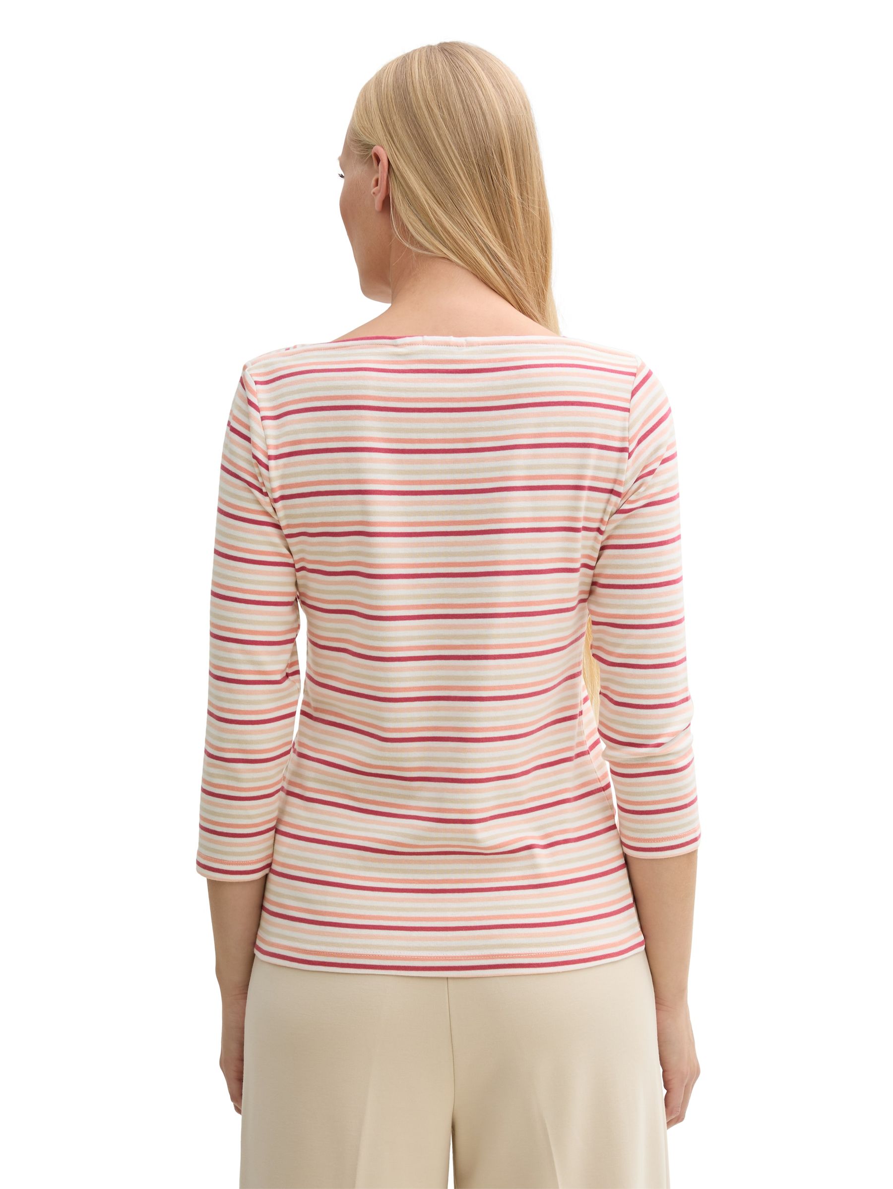 Tom-Tailor_202506_37373_1045535_3.jpg Langarmshirt mit Herz-Logo und Streifen