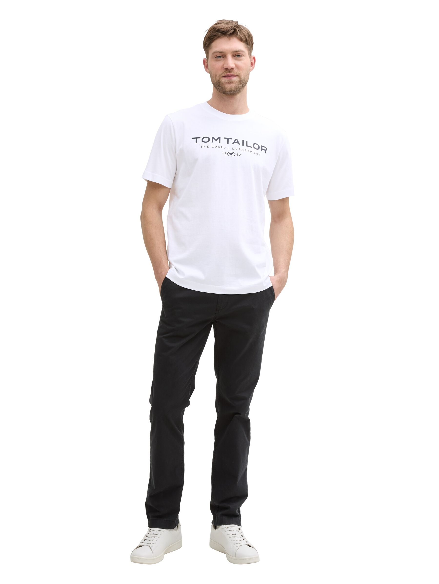 Tom-Tailor_202512_20000_1045773_2.jpg T-Shirt mit Rundhalsausschnitt und Logo-Print 1962