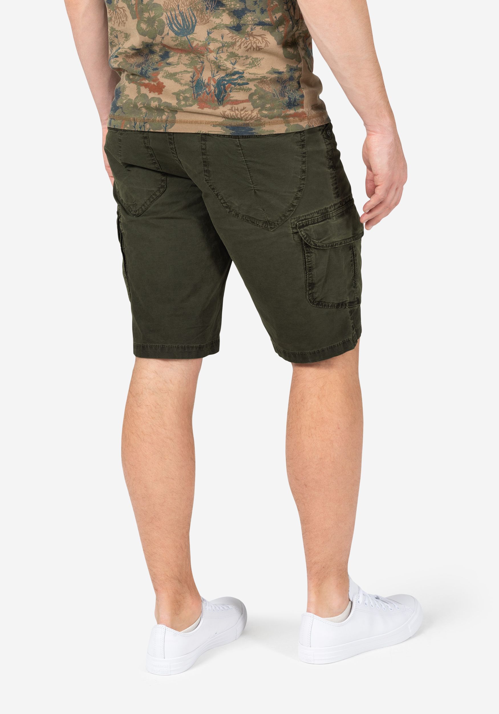 TIMEZONE-Gmb_SS25_4725_24-10051-06-1202_4.jpg Cargo Jeans Shorts mit Gürtel und Festem Stoff