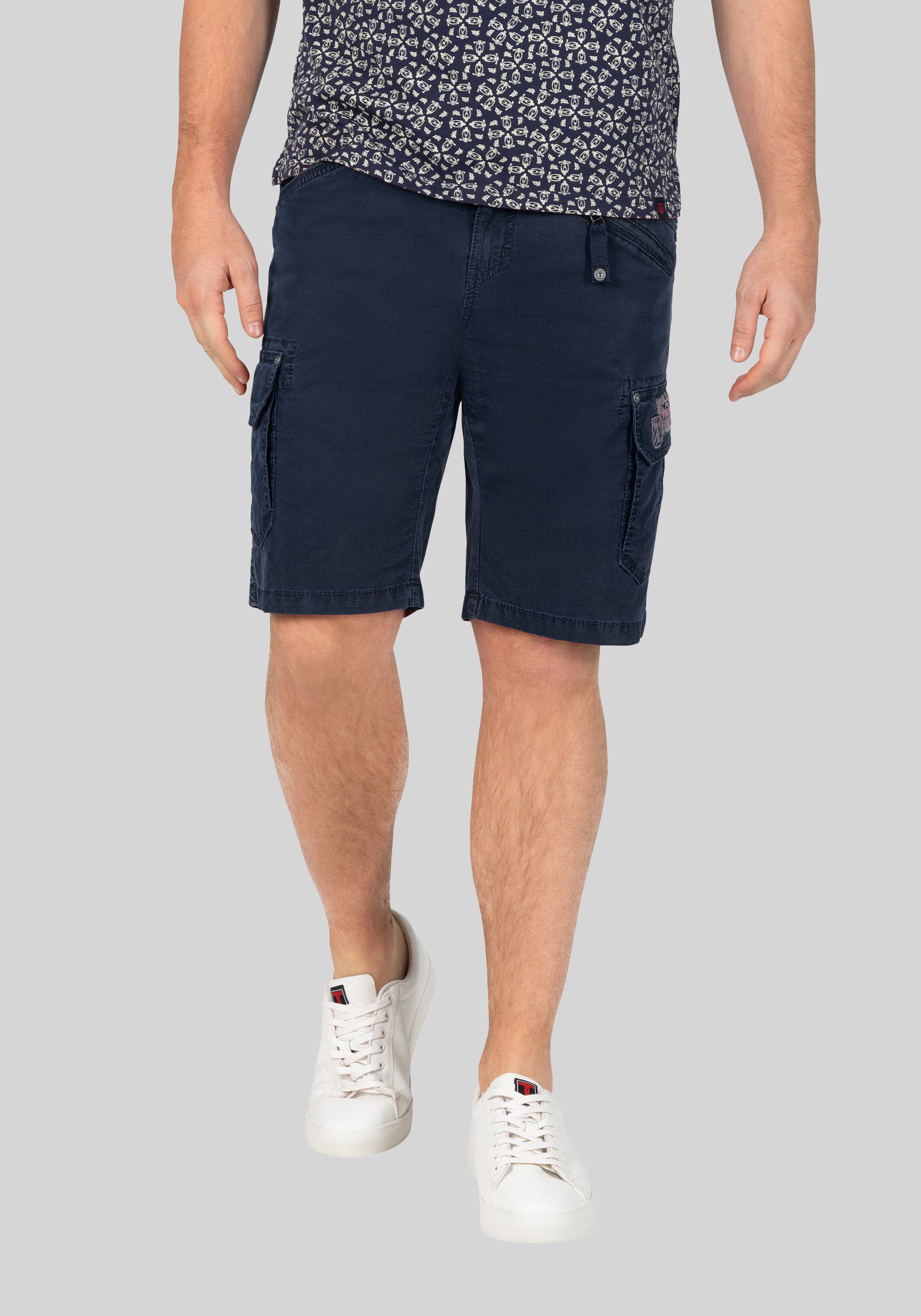 Cargo Jeans Shorts mit Gürtel und Festem Stoff Cargo Jeans Shorts mit Gürtel und Festem Stoff