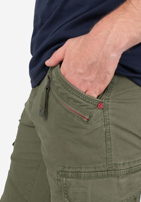 Timezone Timezone Cargo-Shorts mit Gürtel und Mehrfachtaschen – Olive, Bild 4