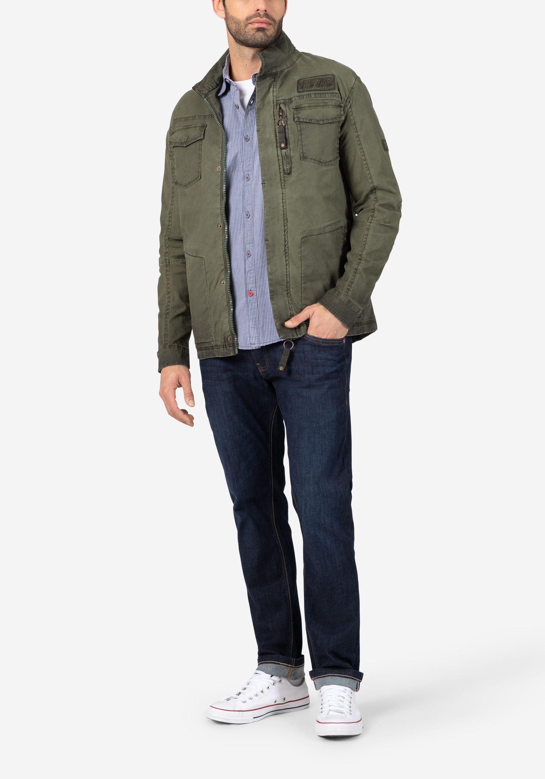 TIMEZONE-Gmb_SS25_4725_29-10089-00-1180_6.jpg Feldjacke mit Reißverschluss und Vintage Workwear Style.