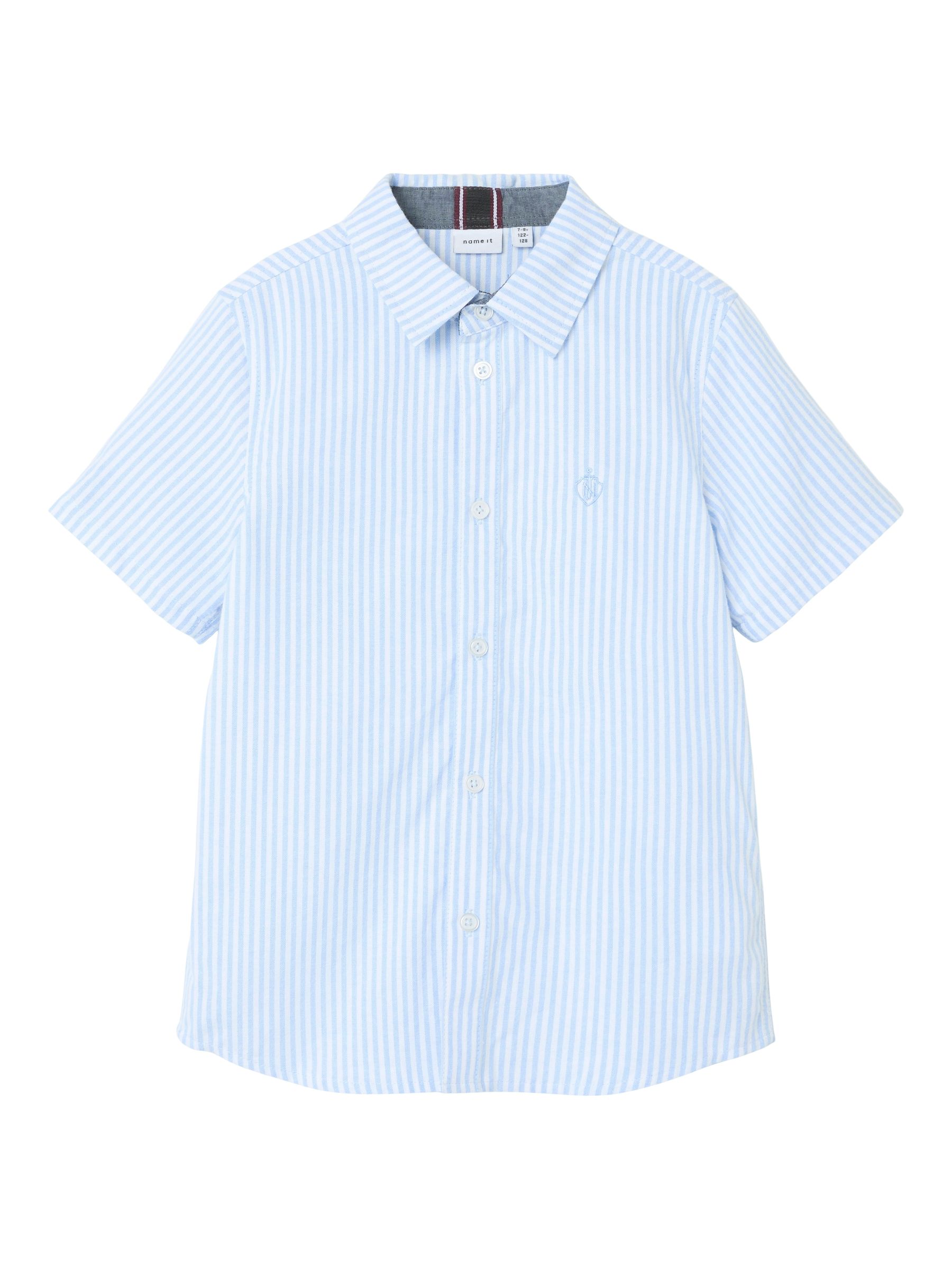 NAME-IT_NOOS2025_4747195_13218953.jpg Kurzarm-Hemd mit Button-Down-Kragen und Logo