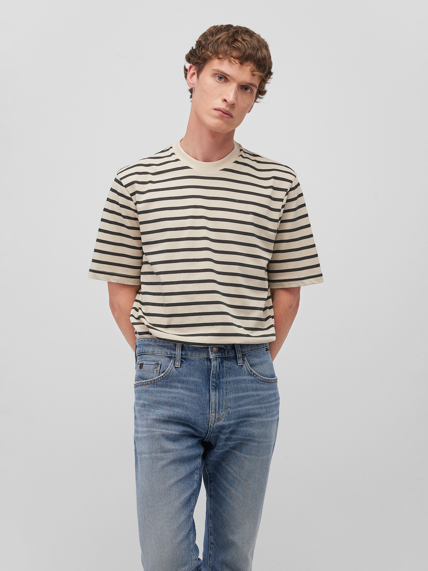 Mavi_25Spring1_pelican_0612515-70322_3.jpg Gestreiftes T-Shirt mit Rundhals und Halb Arm