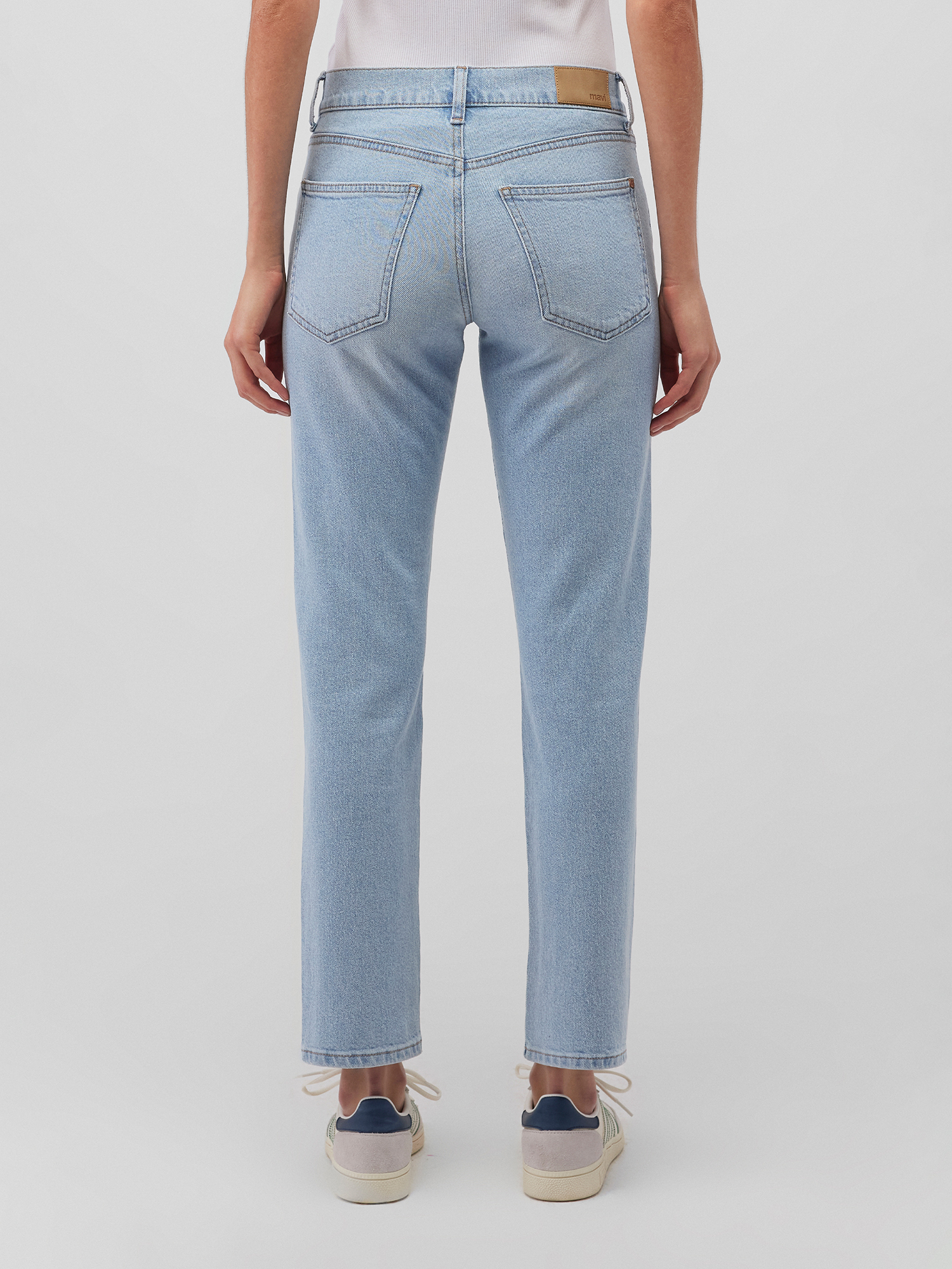 Mavi_25Spring1_lt-brushed-90s_1010623-88897_2.jpg Gerade High-Waist Jeans Hose mit Five-Pocket-Style