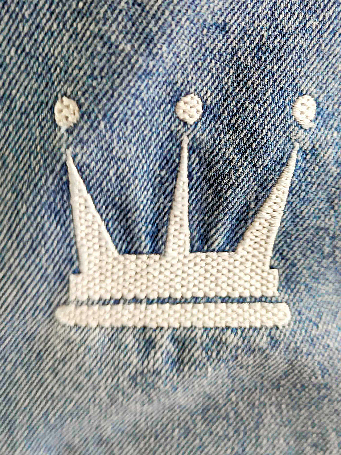 Cargo Jogger Jeans Light Blue Denim mit Anti-Fit Schnitt Cargo Jogger Jeans Light Blue Denim mit Anti-Fit Schnitt