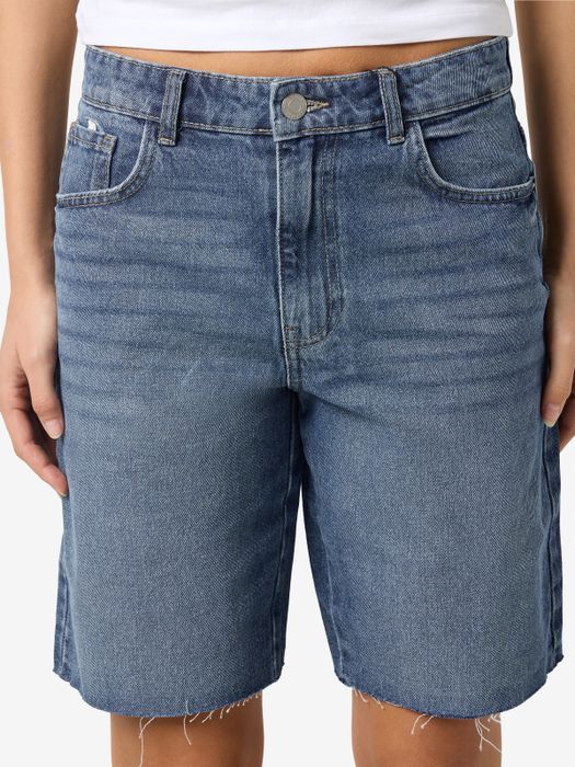 Noisy May Bermuda Jeansshorts mit ausgefranstem Saum – Blau, Bild 8