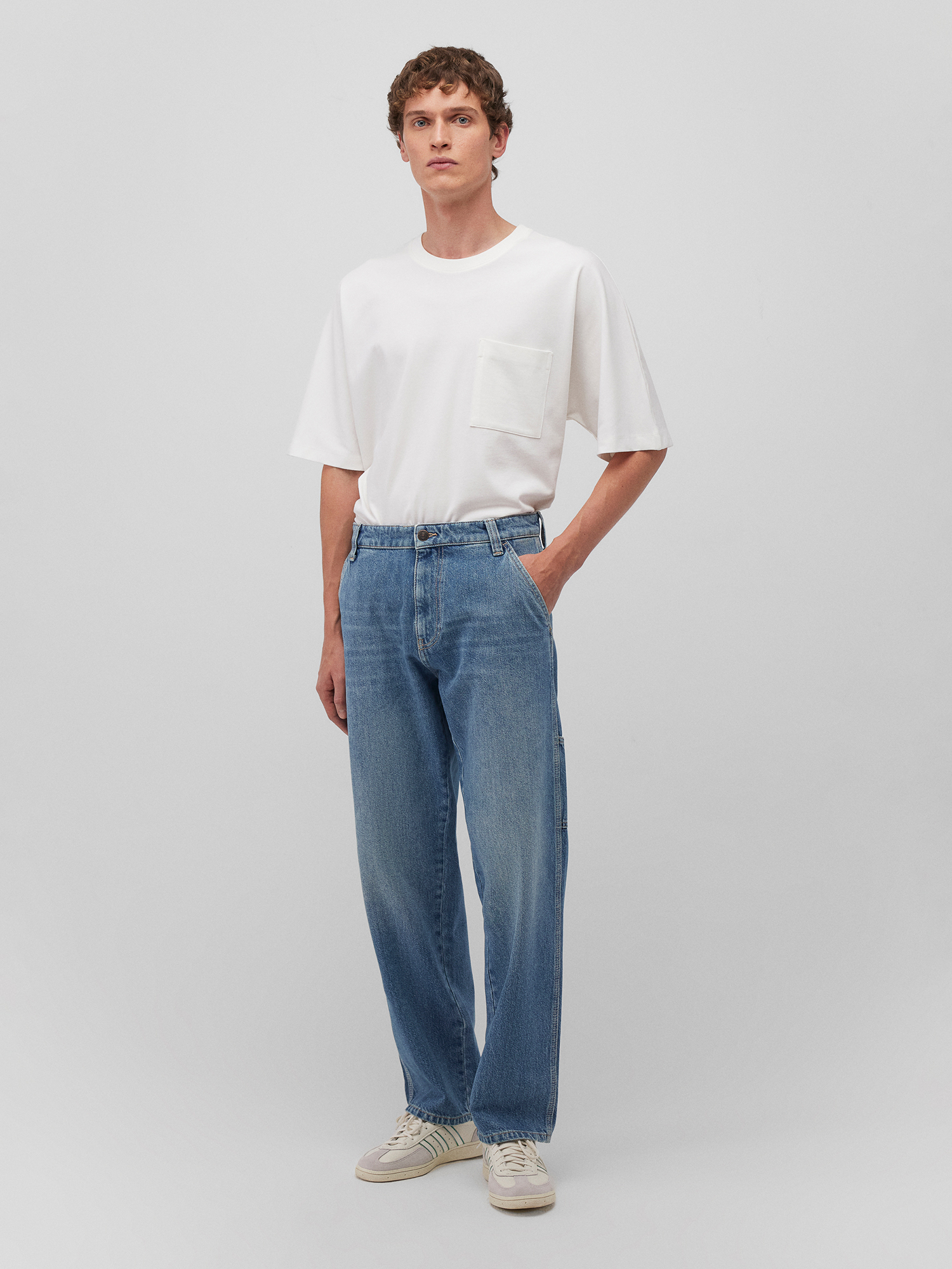 Mavi_25Spring1_mid-90s-blue-denim_0010069-89128.jpg Denim Jeans Hose mit weitem Bein und Eingrifftaschen