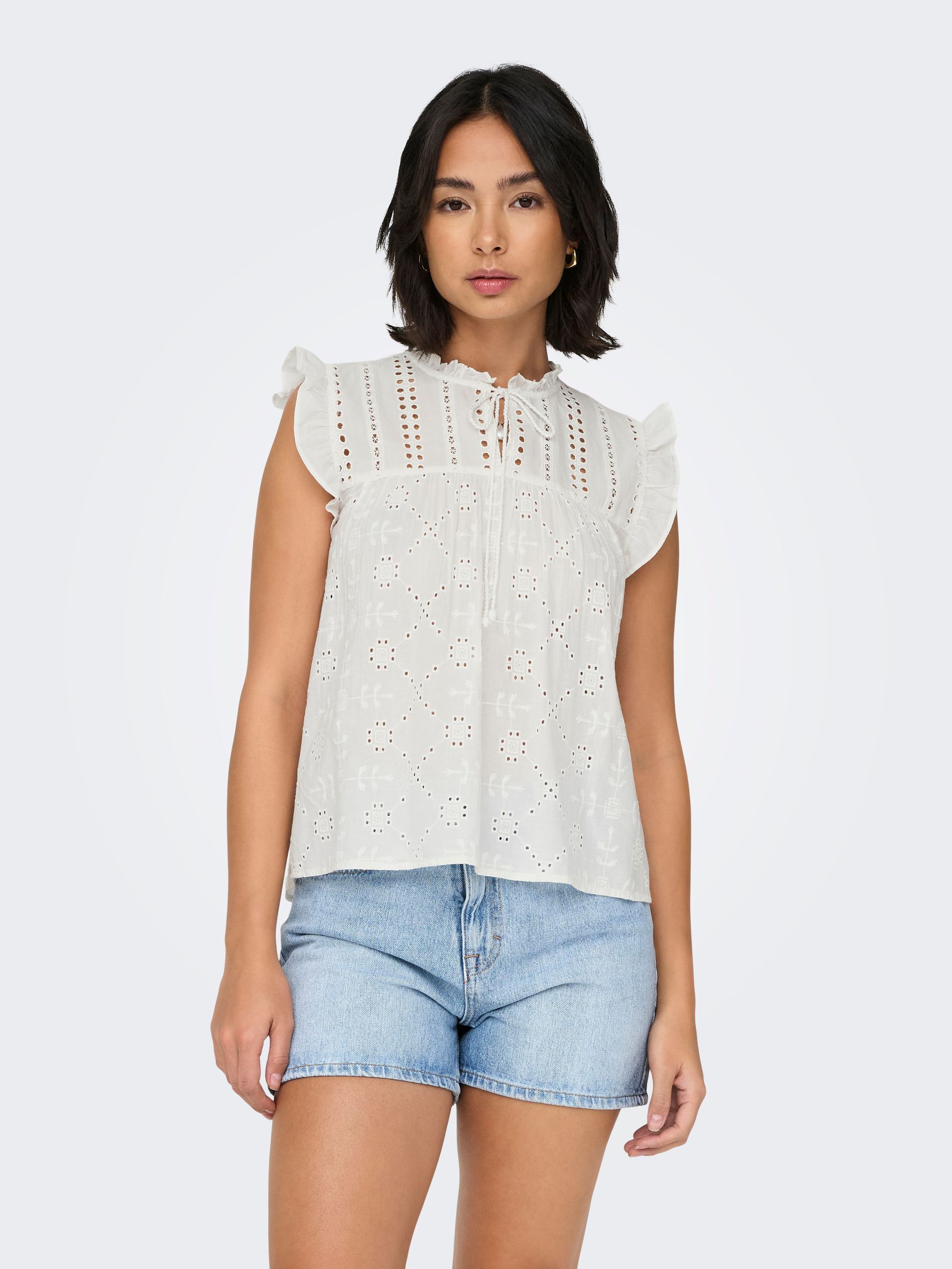 Only Bluse mit Lochstickerei und Rüschendetails – Weiß, Bild 2
