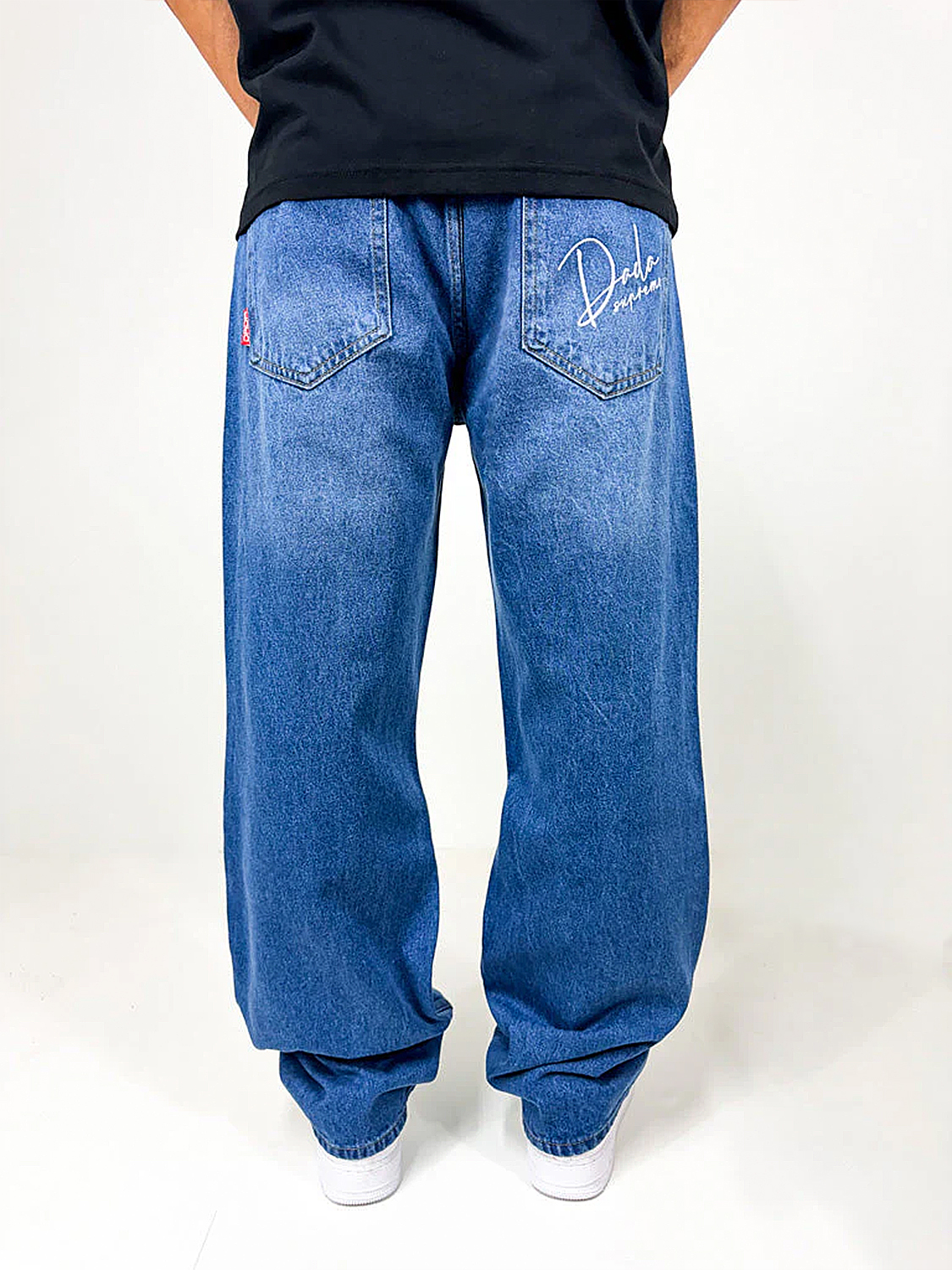 Baggy Jeans Loose Fit mit DADA Stickerei Baggy Jeans Loose Fit mit DADA Stickerei