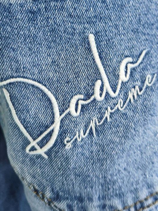 DADA Supreme DADA Supreme Baggy Jeans Loose Fit mit DADA Stickerei – Blau, Bild 5