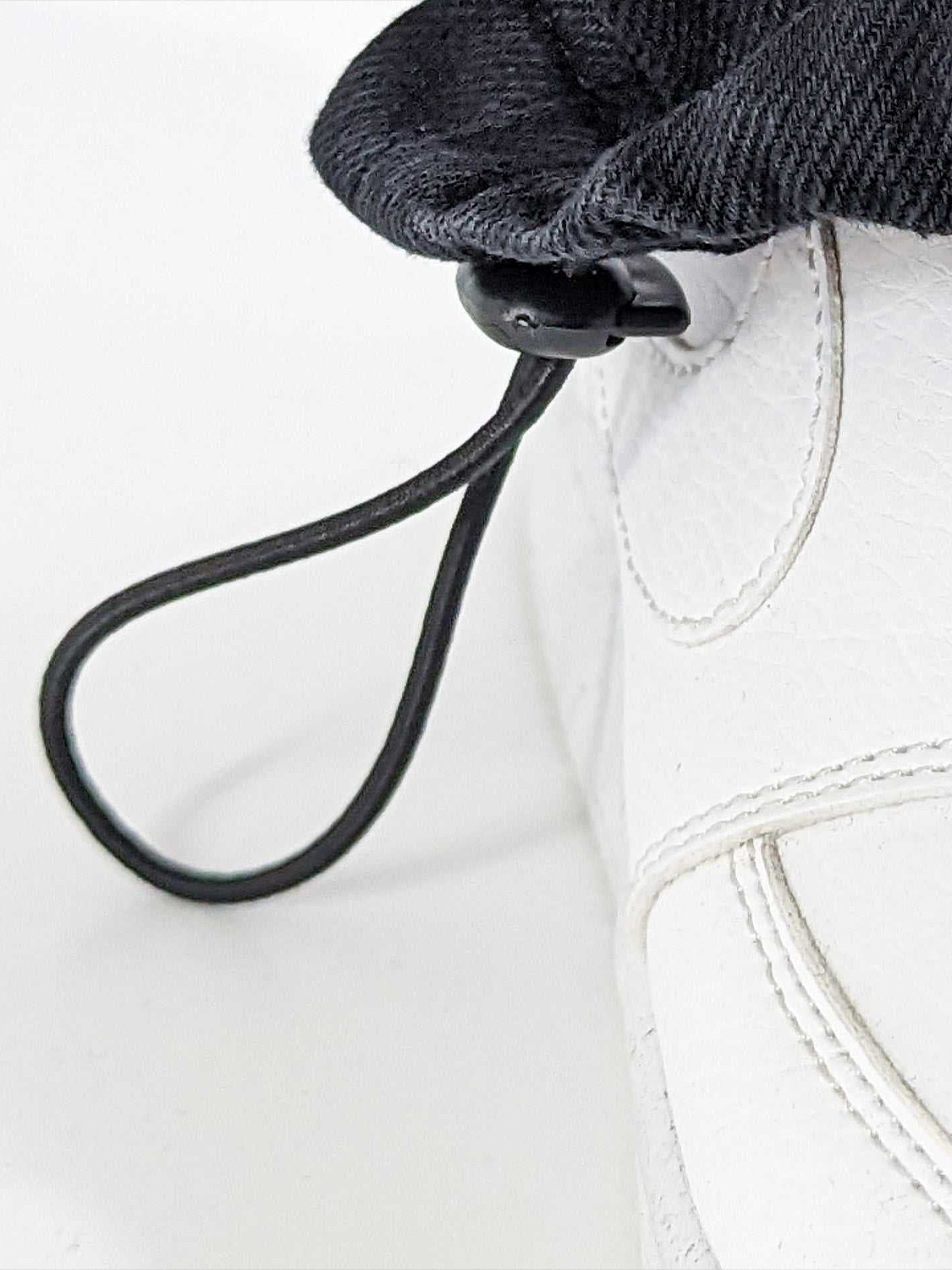 Supreme Baggy Jeans mit Supreme-Stickerei Supreme Baggy Jeans mit Supreme-Stickerei