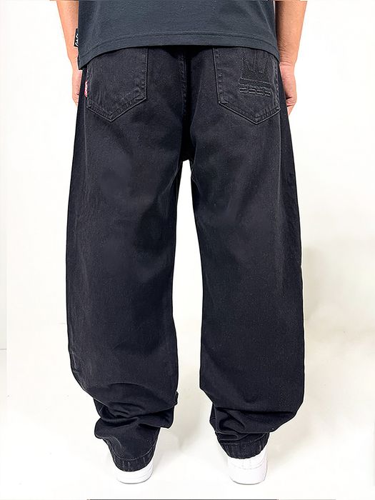 DADA Supreme Supreme Baggy Jeans mit Supreme-Stickerei, Farbe: Schwarz