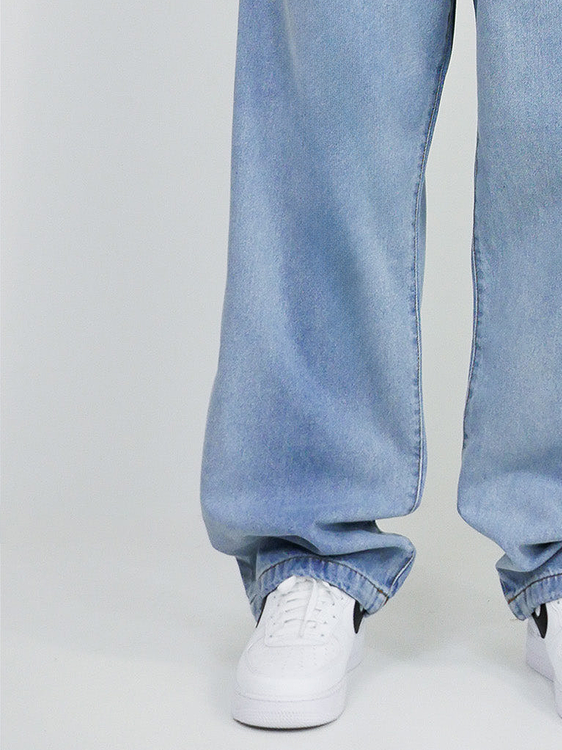 Baggy Jeans mit Handytasche Urban Denim Pants Baggy Jeans mit Handytasche Urban Denim Pants