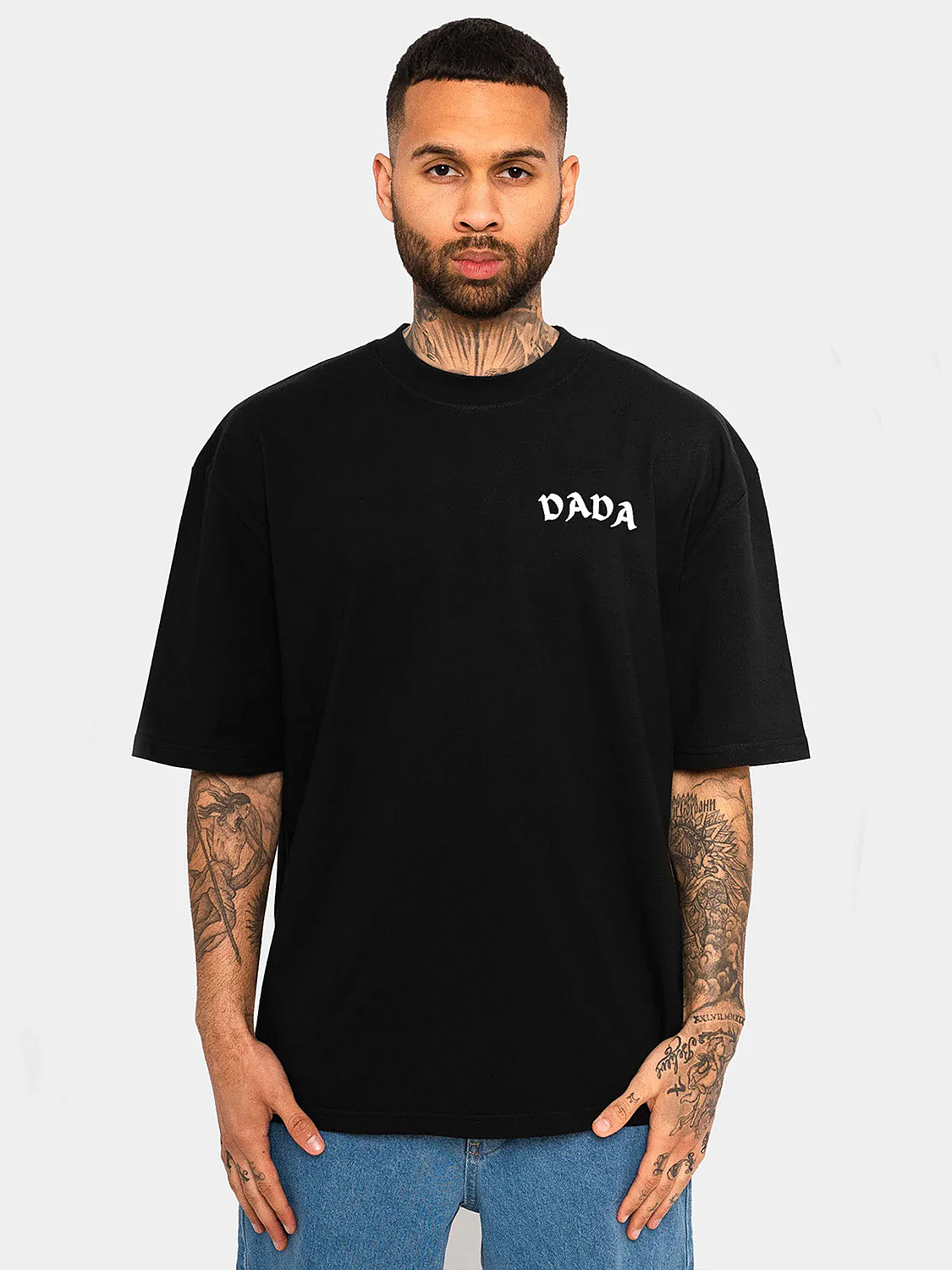 Oversize Streetwear T-Shirt mit Rundlogo Print Oversize Streetwear T-Shirt mit Rundlogo Print