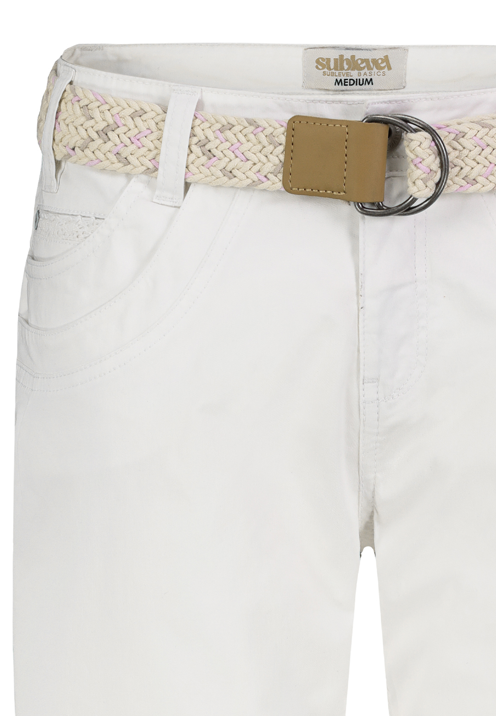 Stretch Twill Bermuda Shorts mit Gürtel und Spitze Stretch Twill Bermuda Shorts mit Gürtel und Spitze
