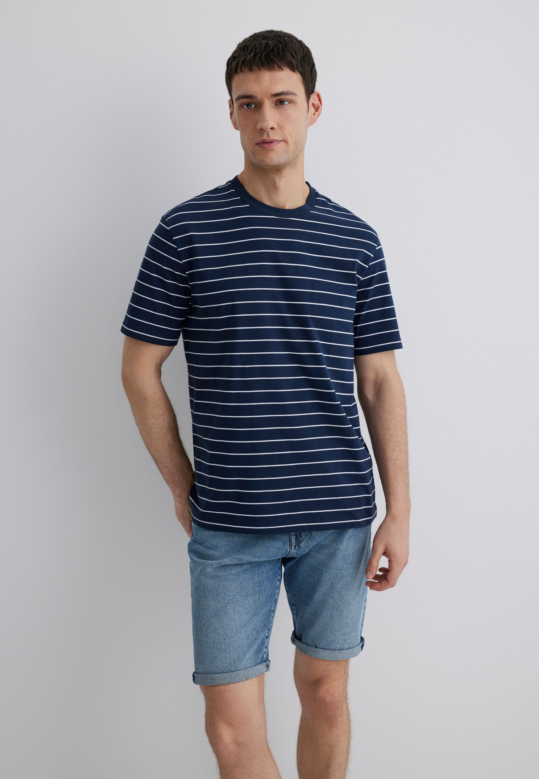 Mavi_25Summer1_dress-blues-stripe_0612609-70488.jpg Gestreiftes T-Shirt Casual mit Rundhals