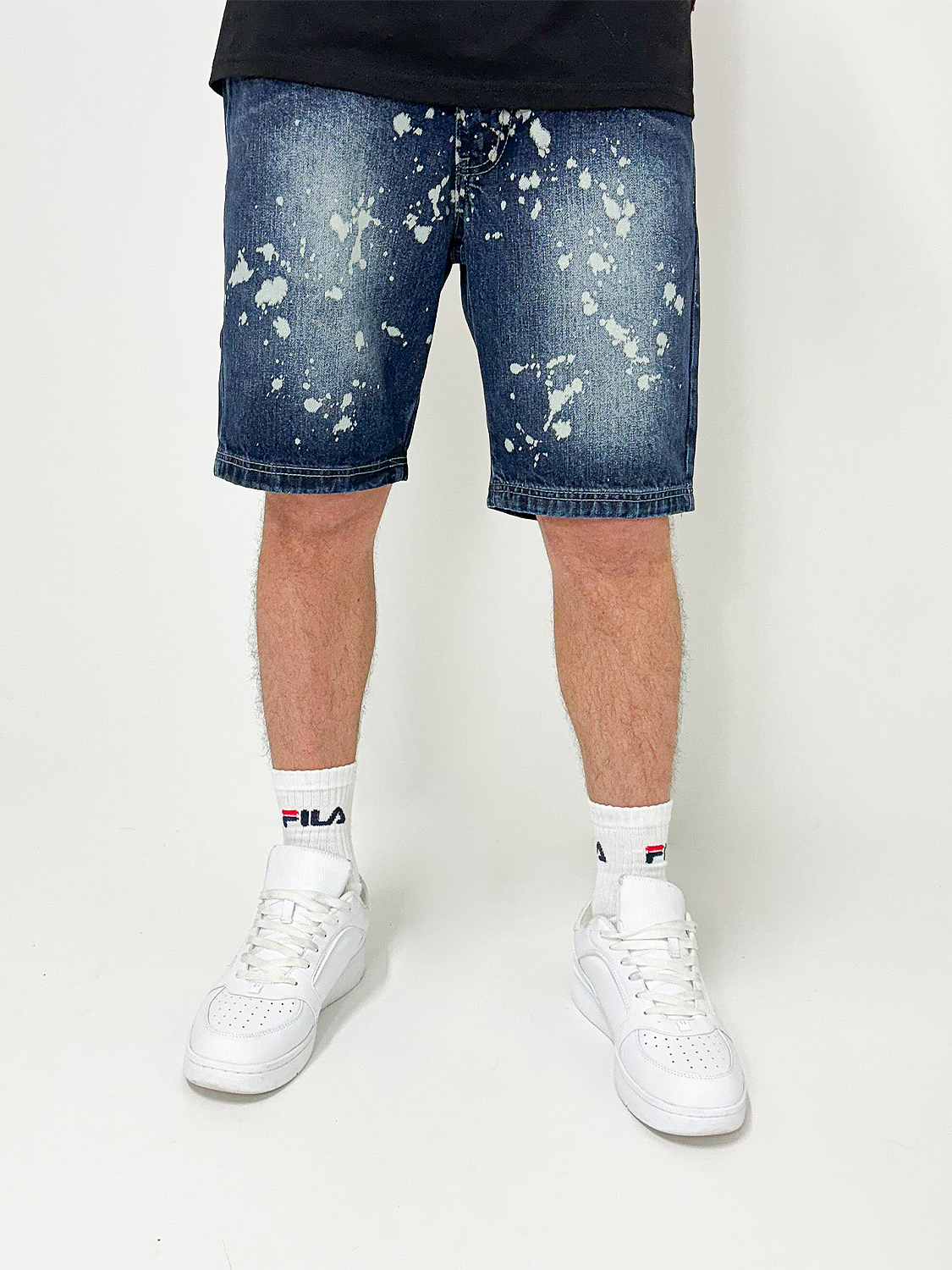 Loose Fit Denim Shorts mit Splatter Print Loose Fit Denim Shorts mit Splatter Print