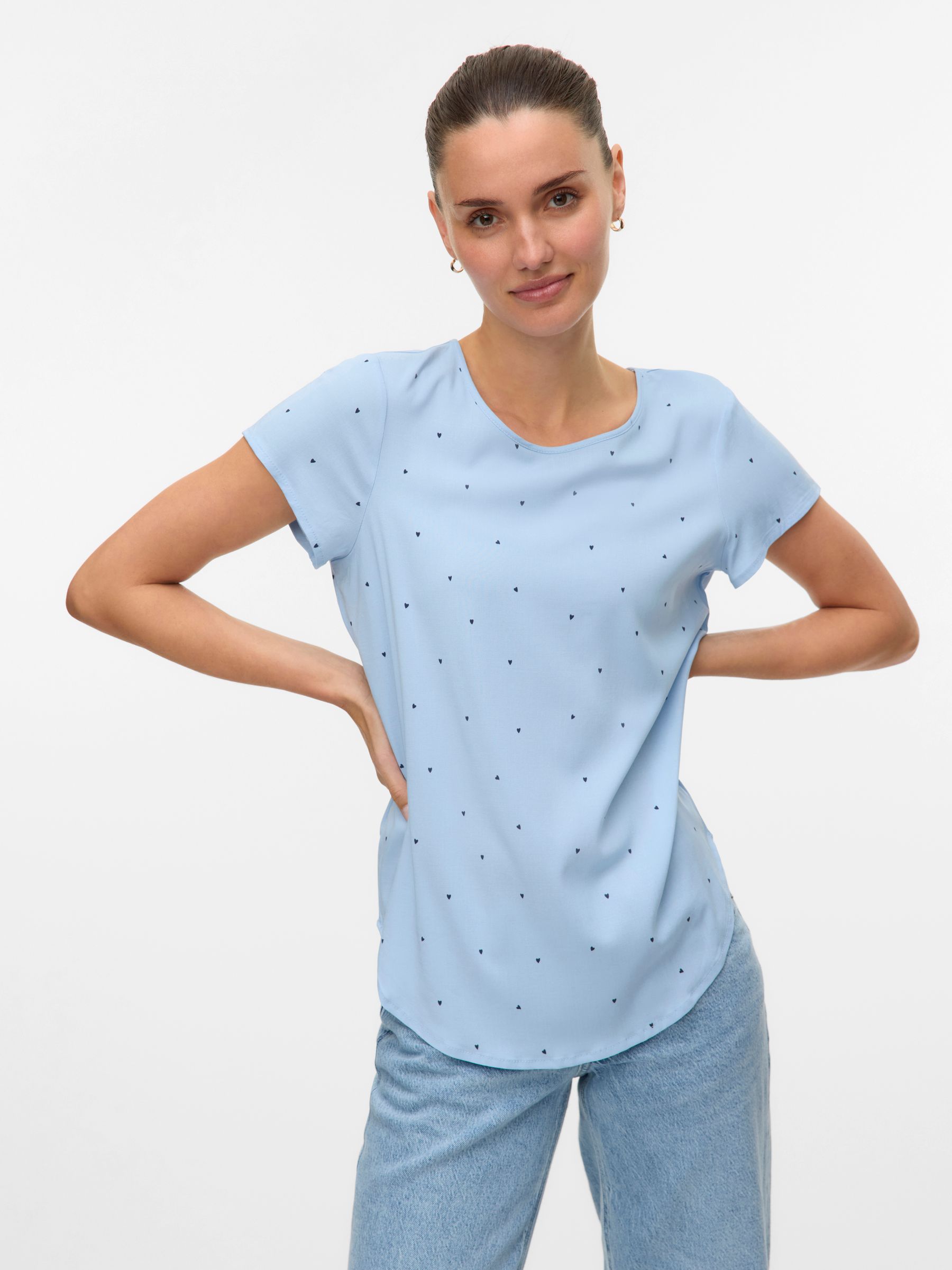 VERO-MODA_Springsummer_4743439_10326190_5.jpg Legere Shirt Bluse Rundhals mit kurzen Ärmeln