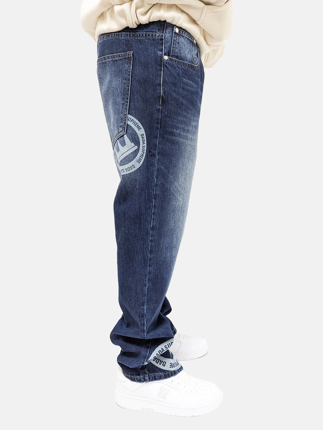 Lockere Baggy Jeans im Loose Fit mit Coin-Crown Design Lockere Baggy Jeans im Loose Fit mit Coin-Crown Design