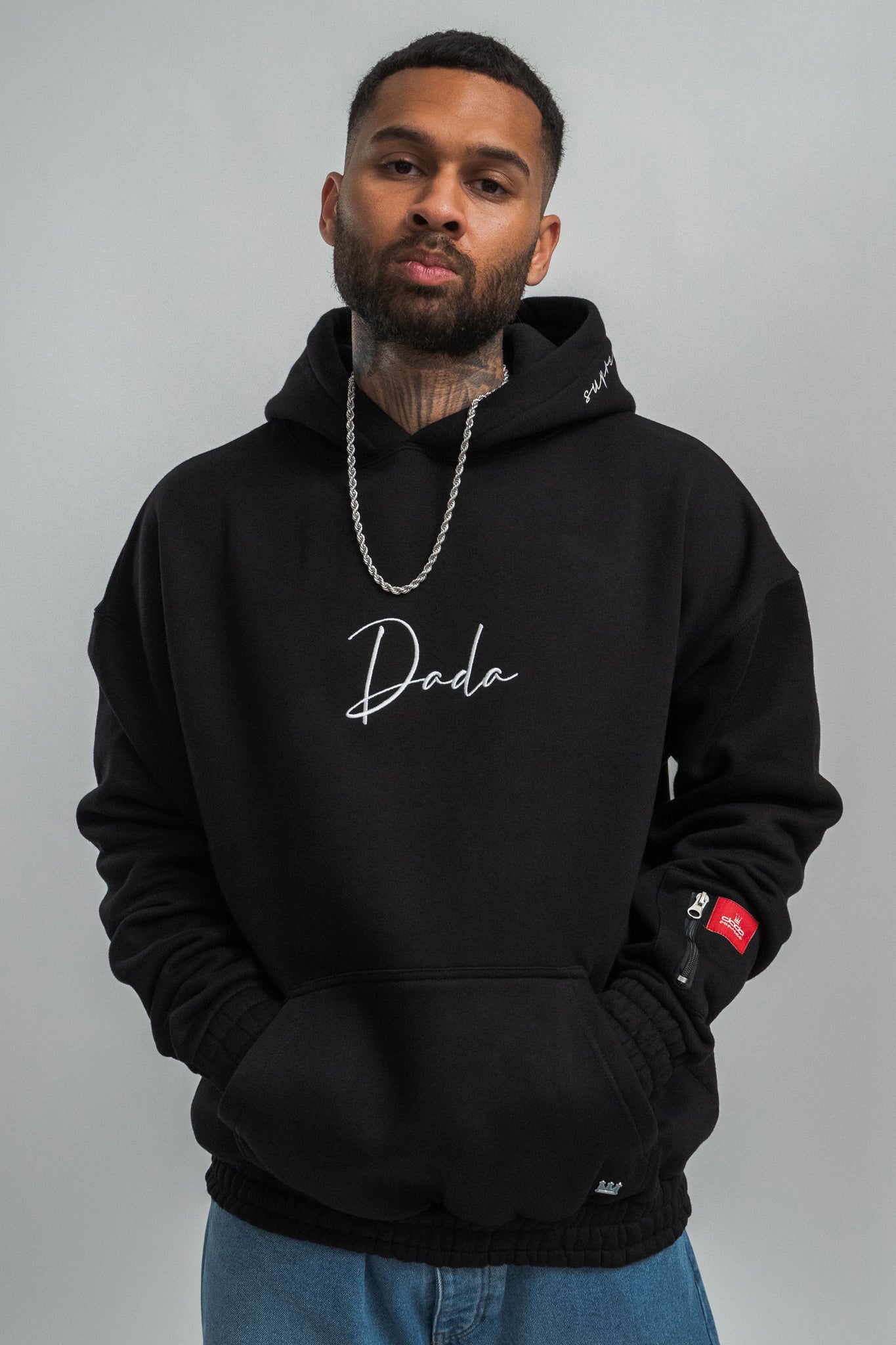 Oversized Hoodie mit Logo-Details und Reißverschlusstasche Oversized Hoodie mit Logo-Details und Reißverschlusstasche