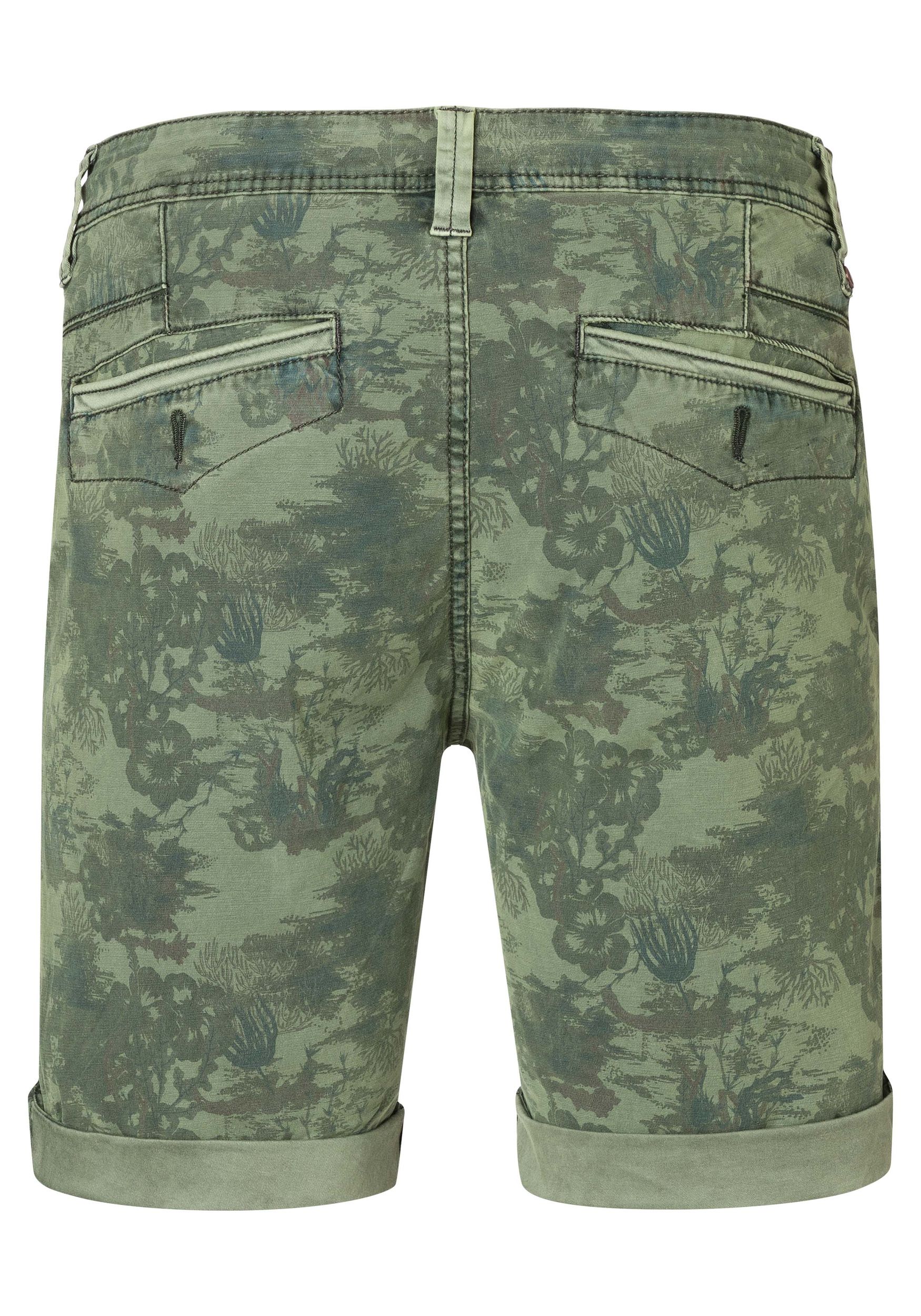 TIMEZONE-Gmb_SS25_4400_24-10064-10-1180_2.jpg Gemusterte Bermuda Shorts mit Design