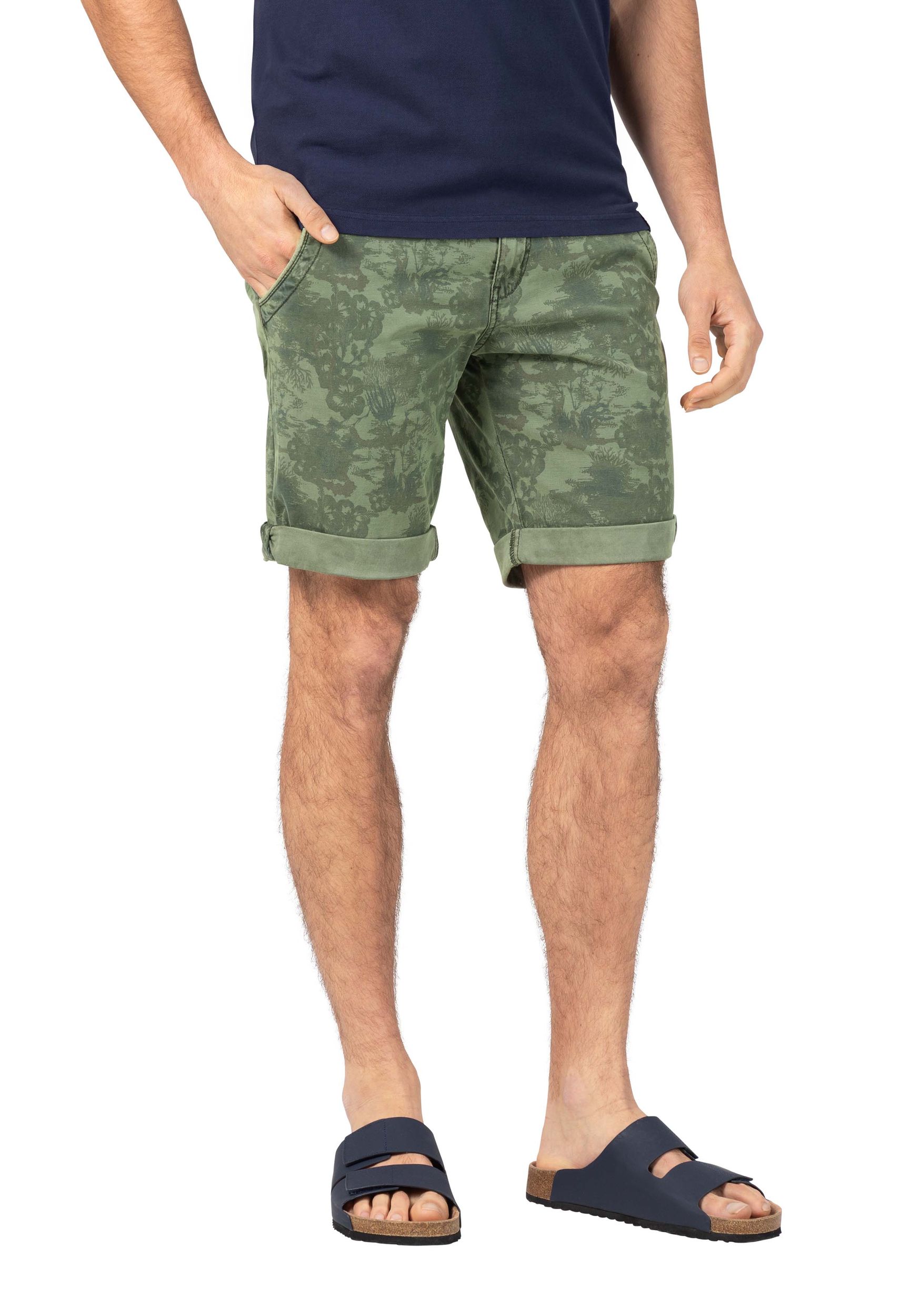 TIMEZONE-Gmb_SS25_4400_24-10064-10-1180_3.jpg Gemusterte Bermuda Shorts mit Design