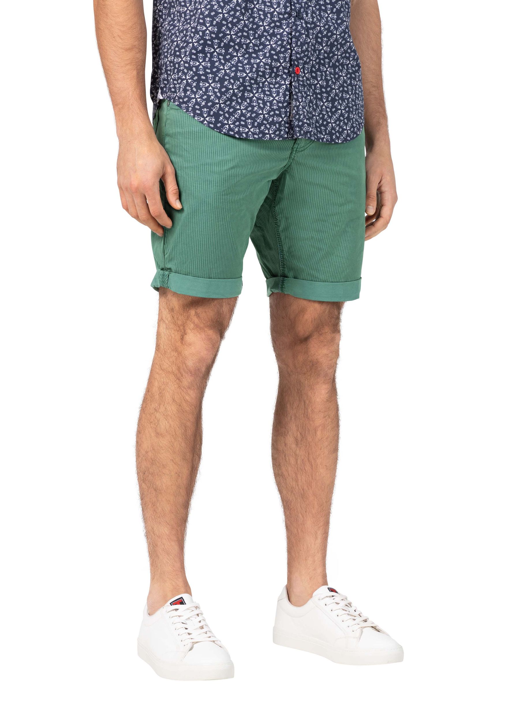 TIMEZONE-Gmb_SS25_4726_24-10066-10-1215_3.jpg Gestreifte Bermuda Shorts mit Taschen und Gürtelschlaufen