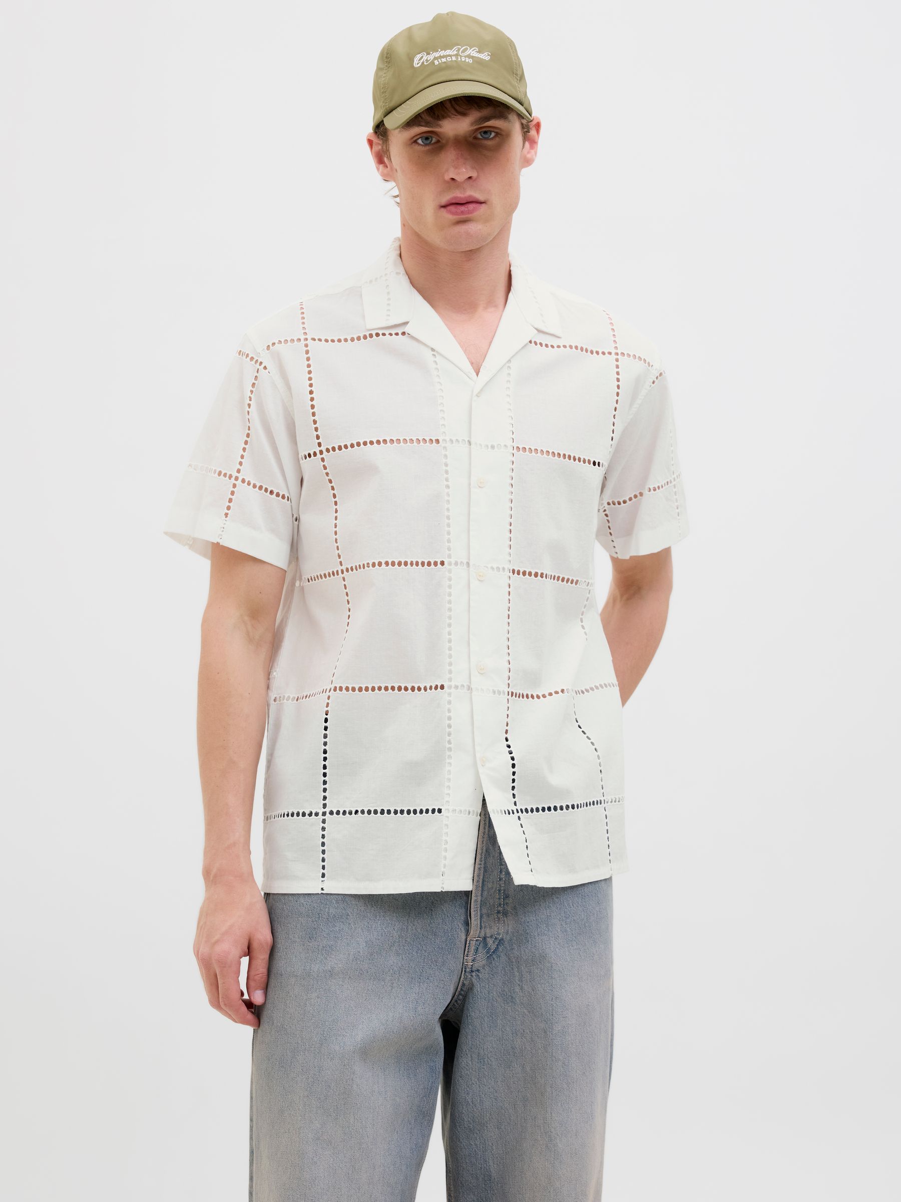 JACK&JONES_Springsummer_4867825_12285419_2.jpg Gestepptes Kurzarmhemd mit Karomuster und Knöpfen