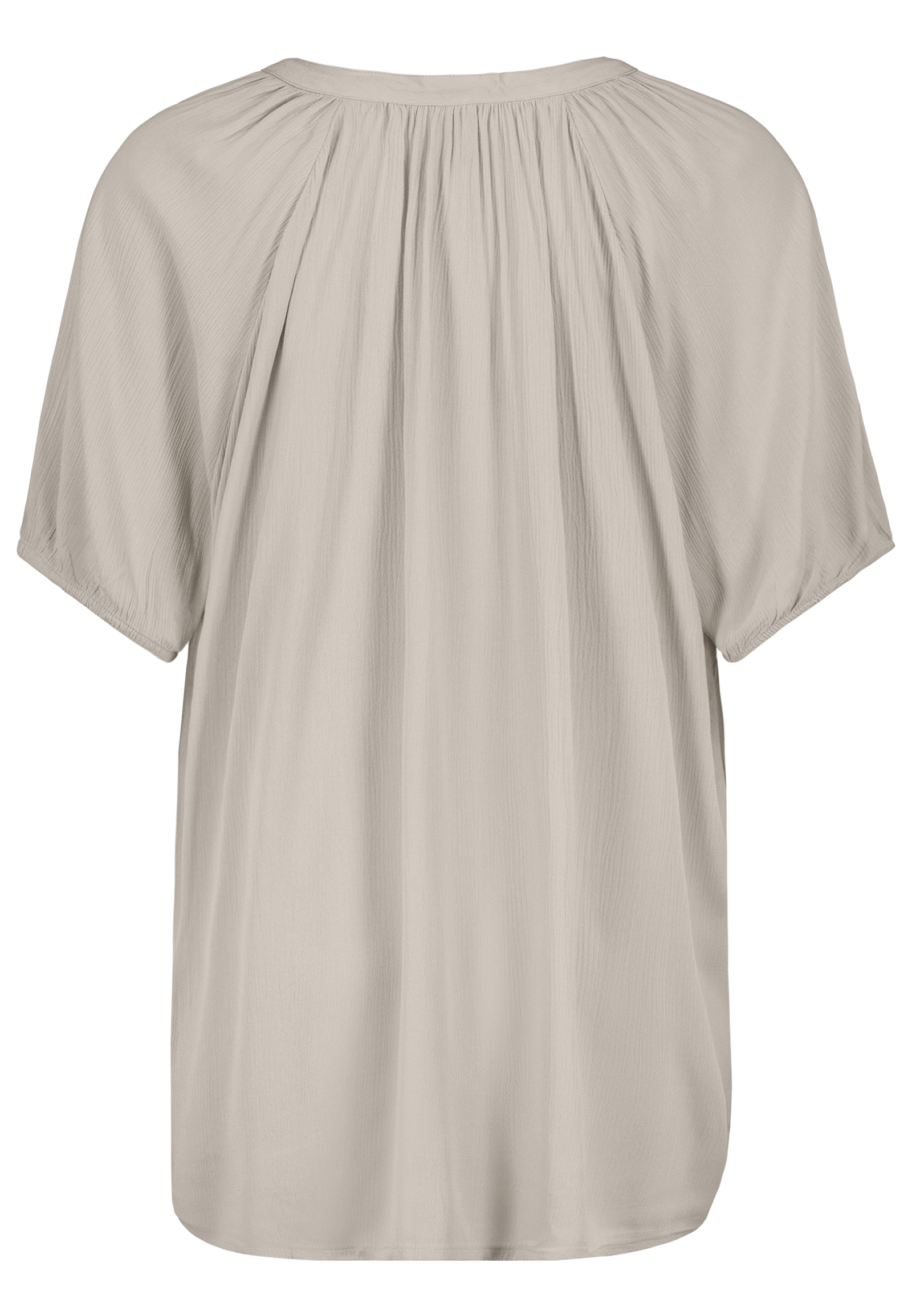 Authentic-St_251_20200_D70024M11234A_2.jpg Luftige Viskosebluse mit V-Ausschnitt und Kurzarm