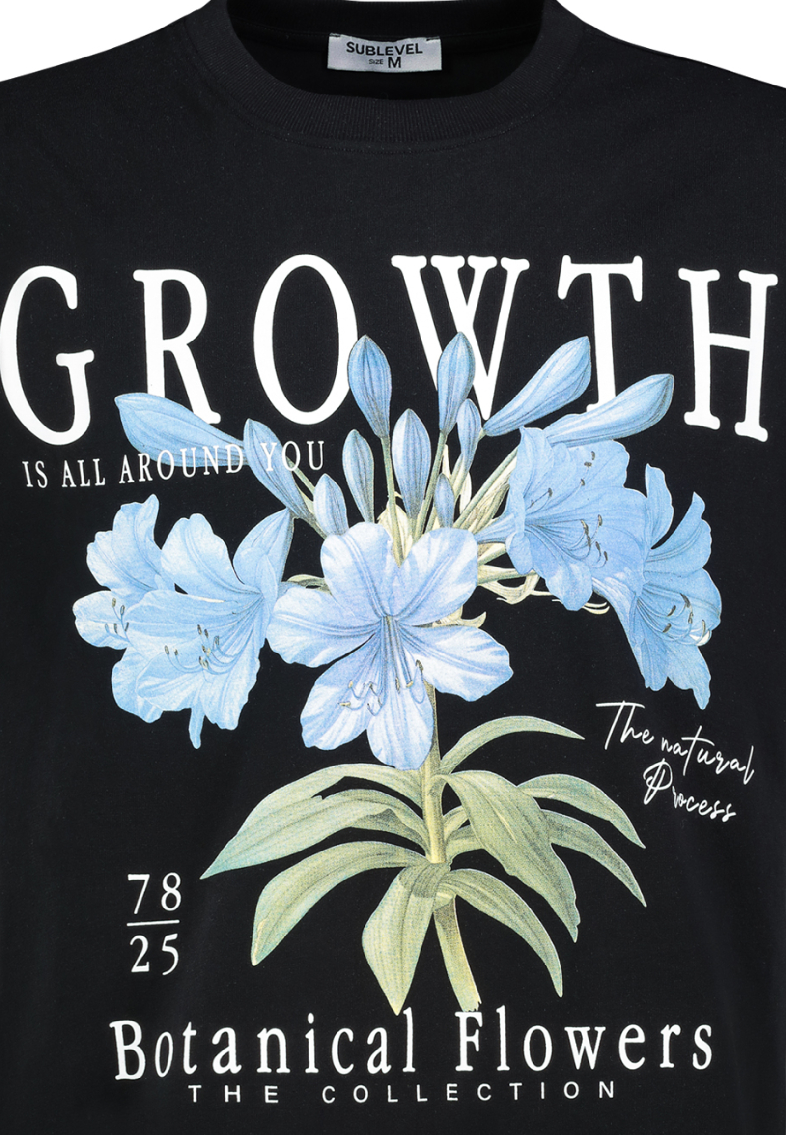 Rundhals T-Shirt mit Blumendruck und Motivation Rundhals T-Shirt mit Blumendruck und Motivation