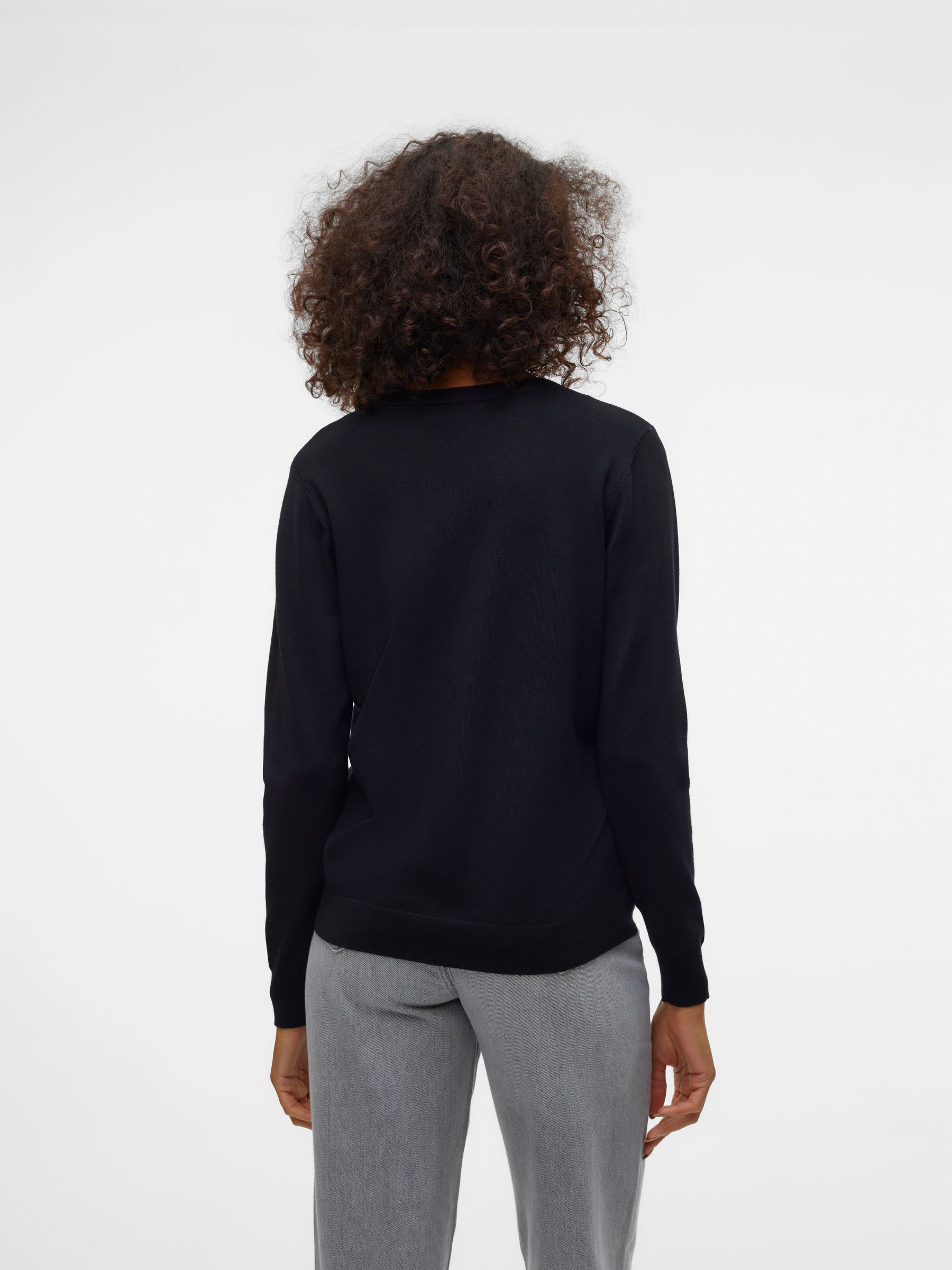 VERO-MODA_FallWinter2024_4626696_10320456_3.jpg Elegantes Strick-Cardigan mit V-Ausschnitt und Locker Geschnitten